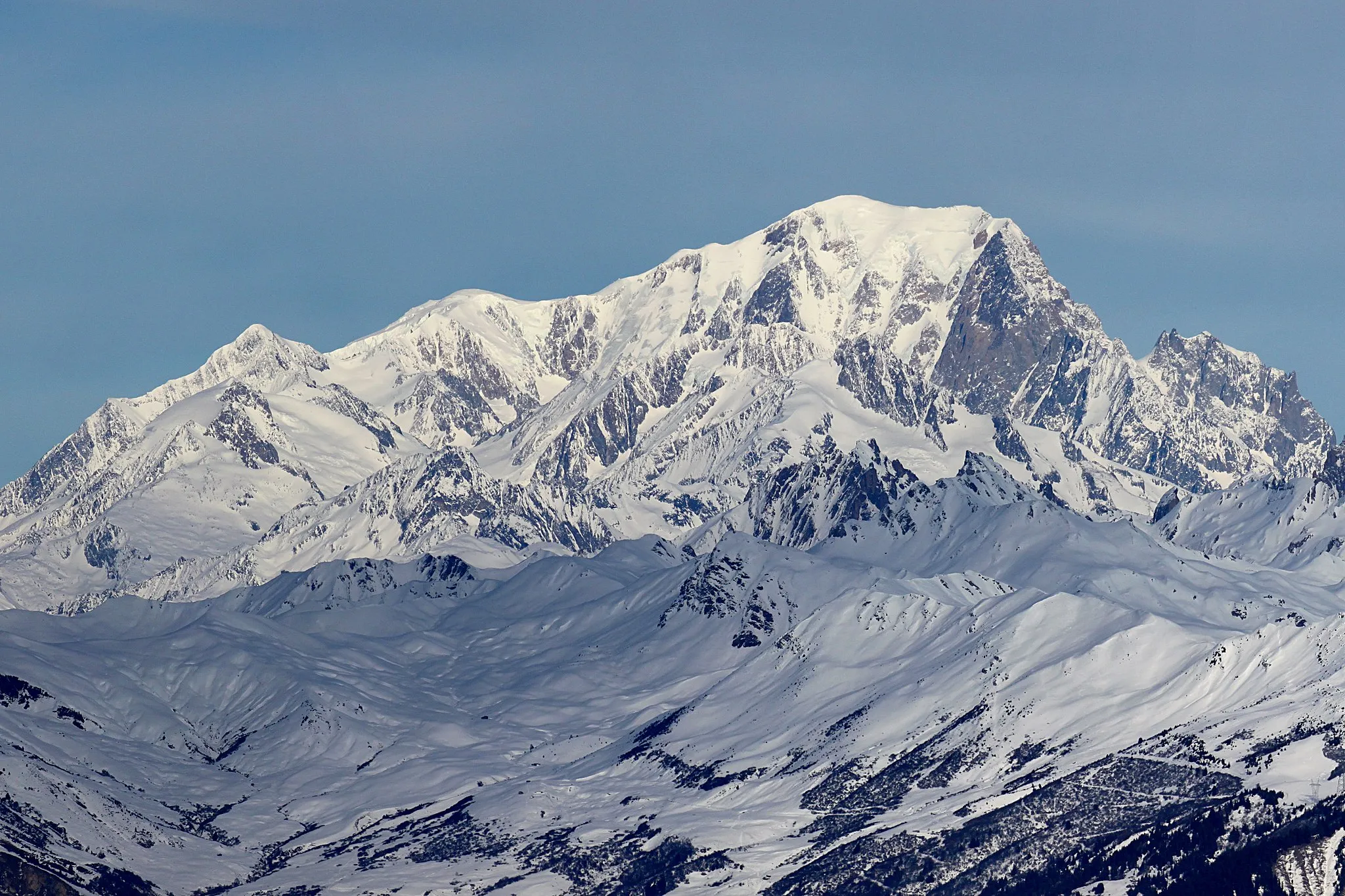 Photo showing: South side of the Mont Blanc, seen from Valmorel