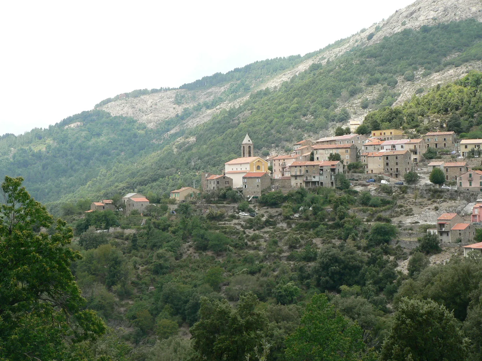 Photo showing: Village de Corse-du-Sud