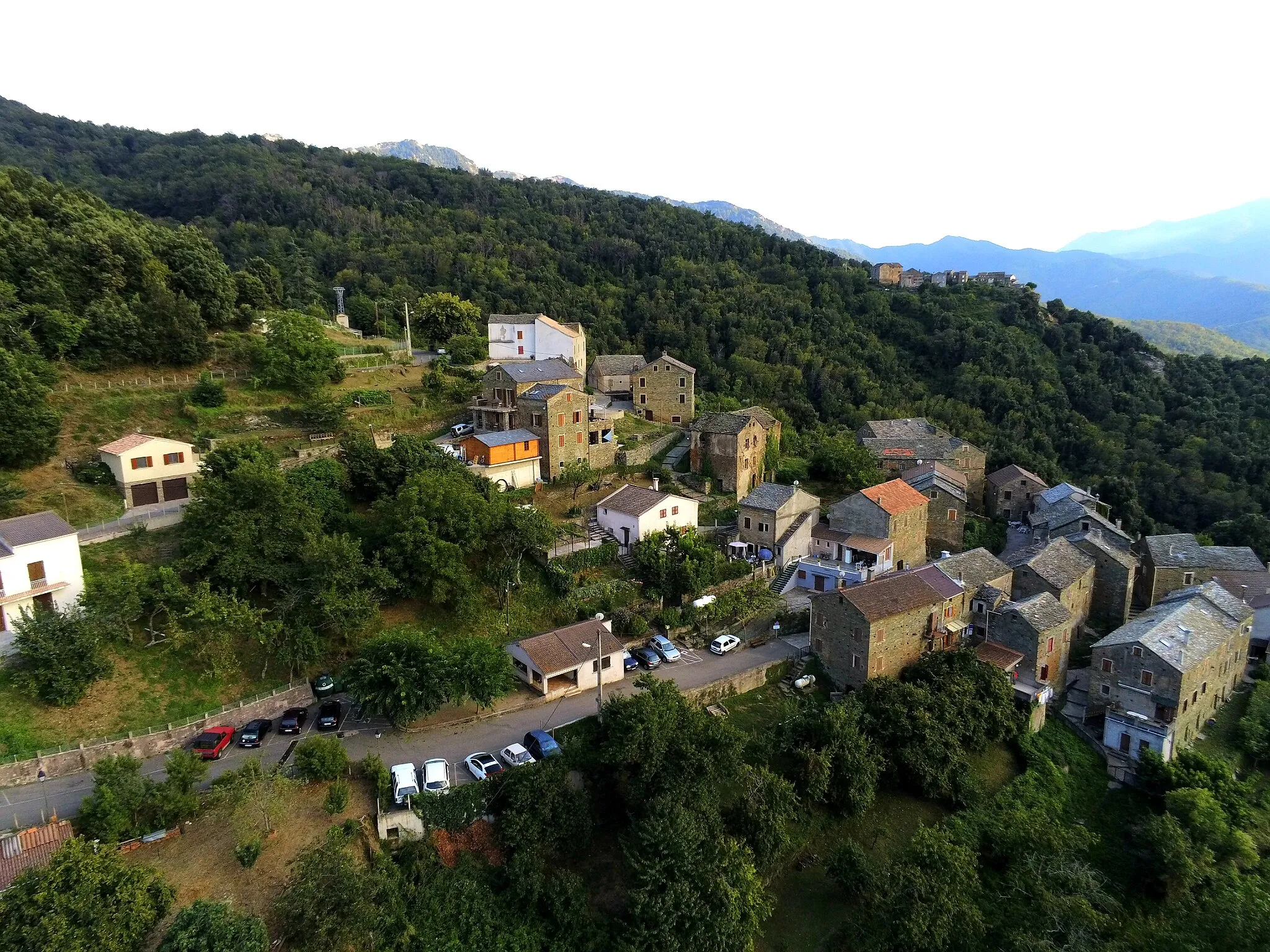 Photo showing: Vu sur le Village de Scata dans la région de la Castagniccia