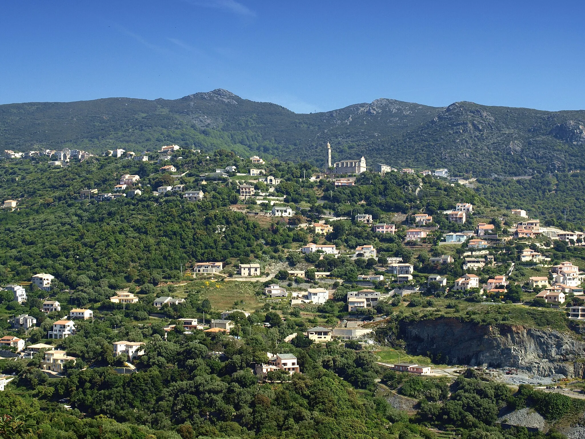 Photo showing: Ville-di-Pietrabugno (Corsica) - Vue du village