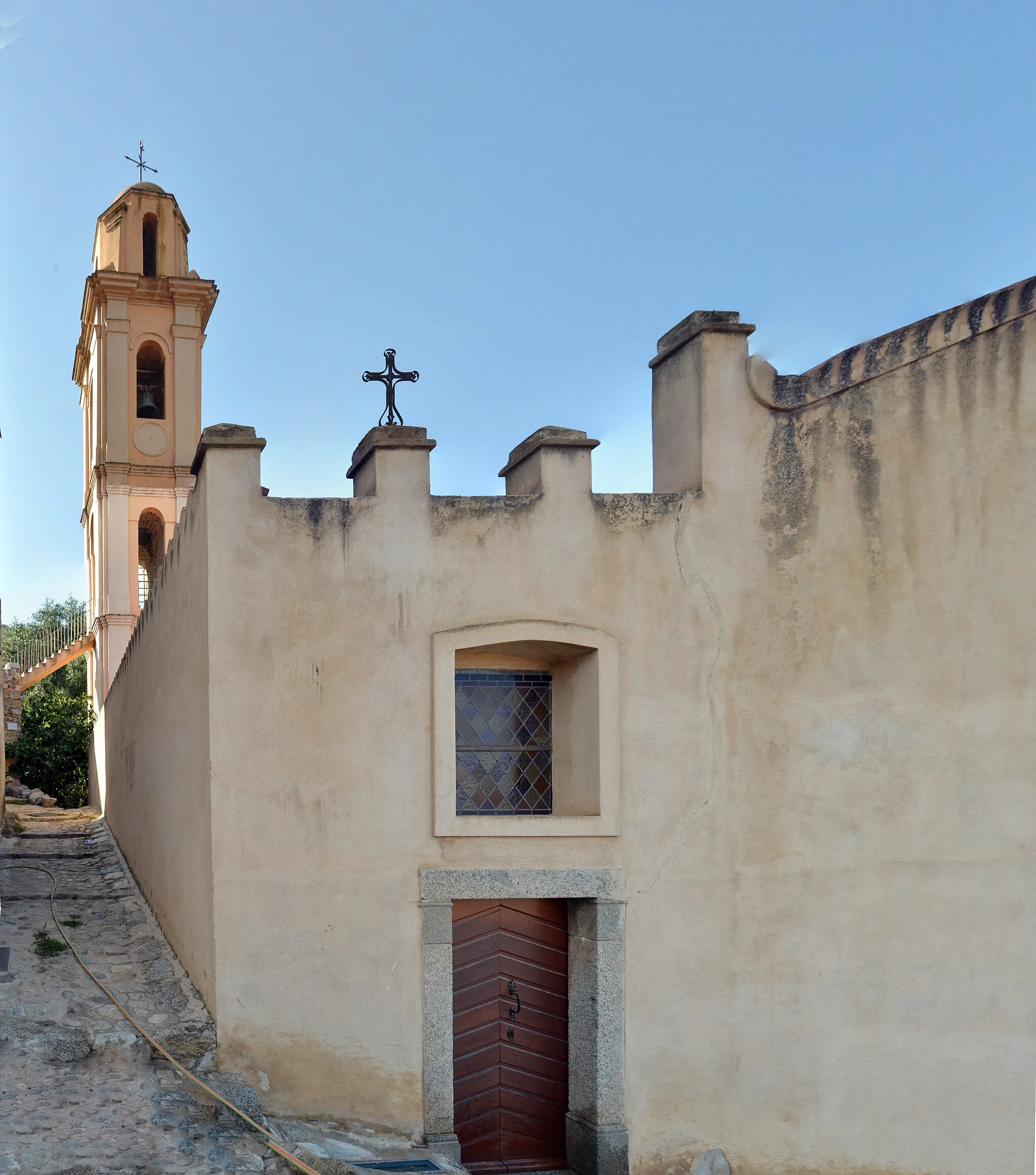 Photo showing: Avapessa, Balagne (Haute-Corse) - Clocher de l'église Santa Maria