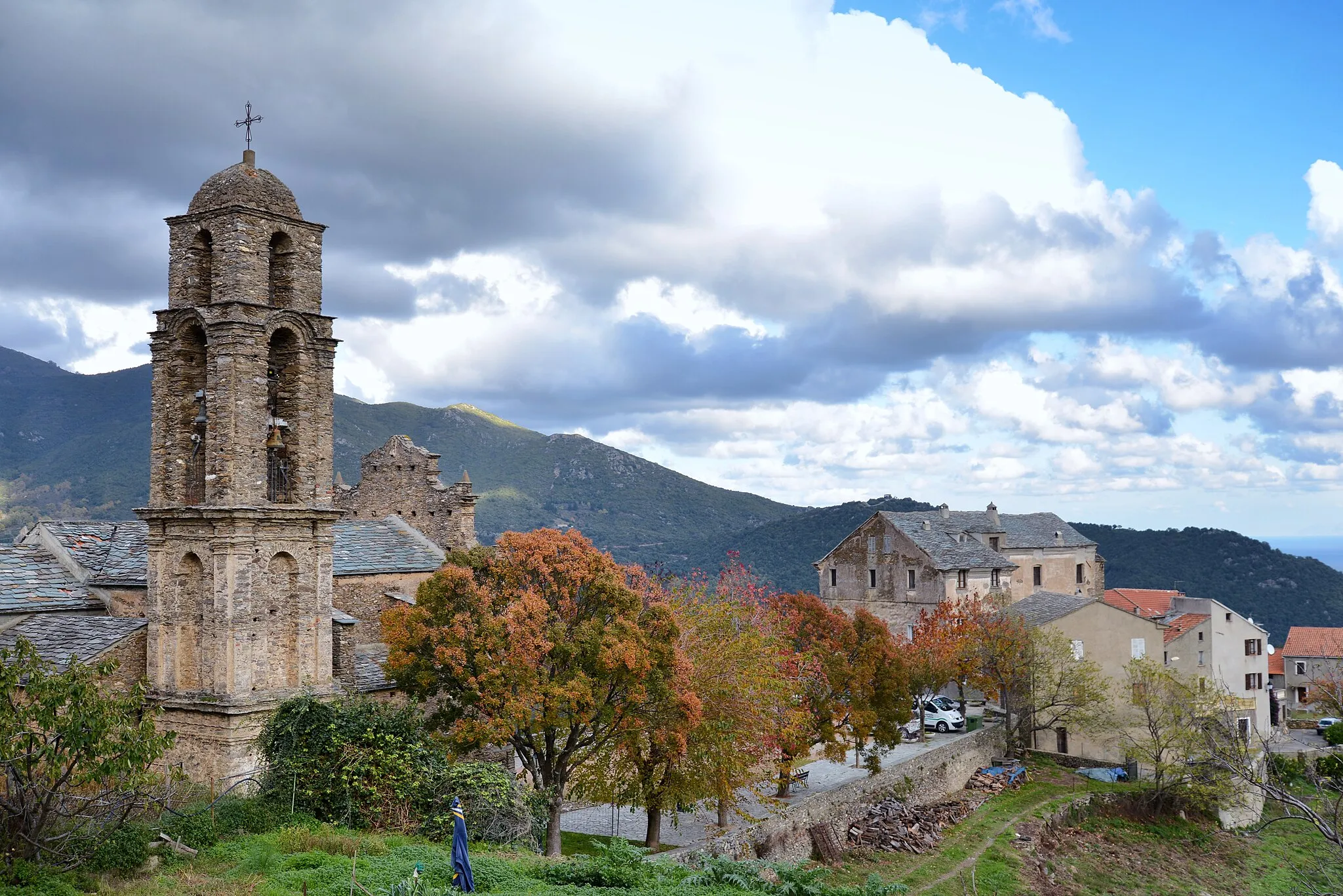 Photo showing: Tallone, Plaine Orientale (Corse) - Clocher isolé de l'église paroissiale Saint-Césaire