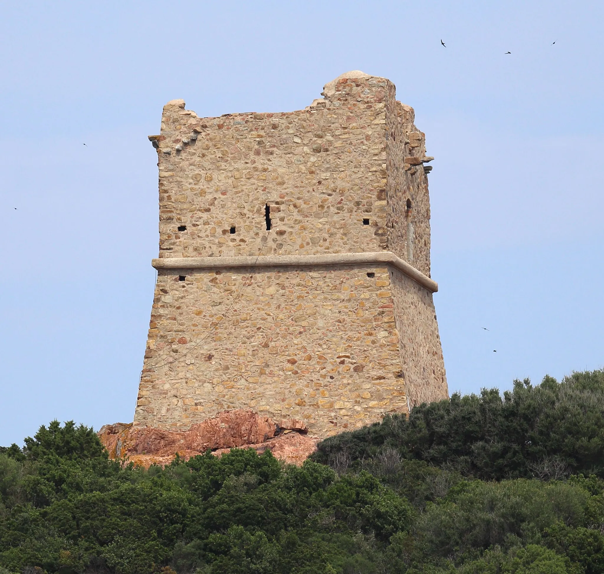 Photo showing: This building is inscrit au titre des monuments historiques de la France. It is indexed in the base Mérimée, a database of architectural heritage maintained by the French Ministry of Culture, under the reference PA00099147 .