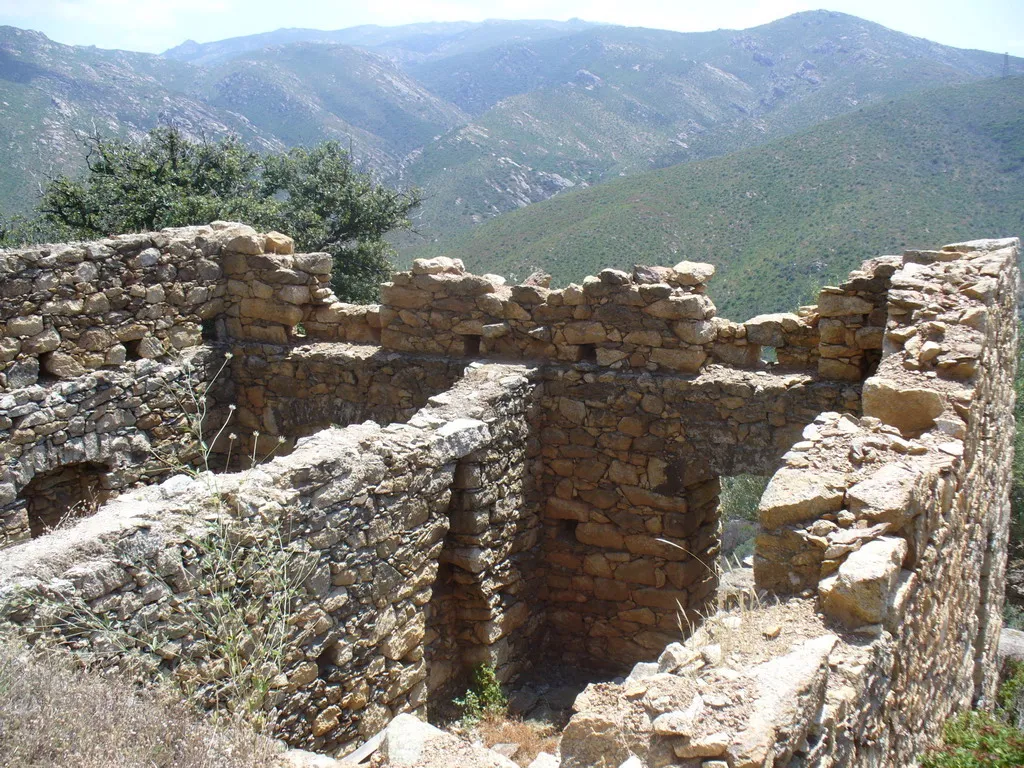 Photo showing: ruins on d81 in the Desert des Agriates