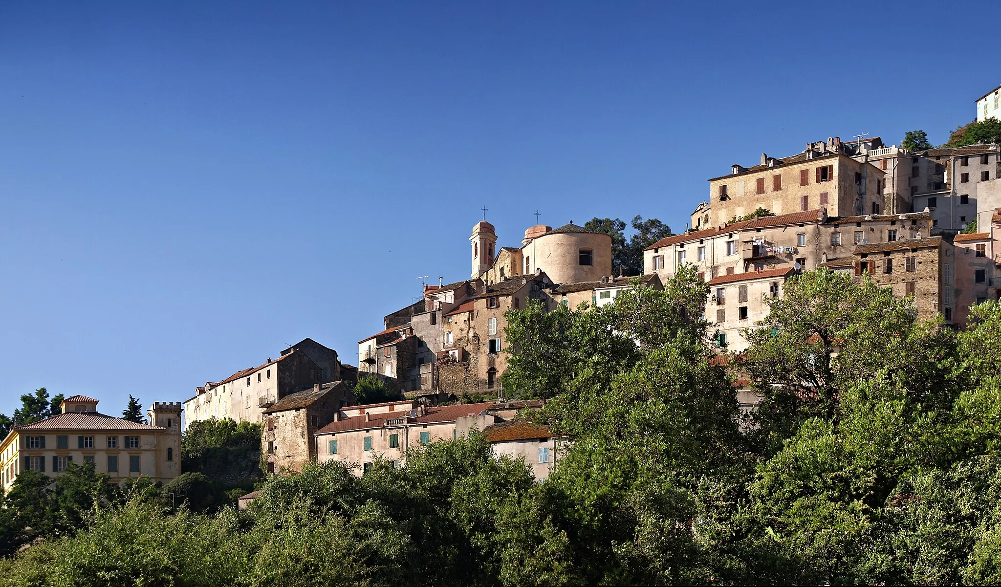Photo showing: Oletta (Corse) - Panorama du village