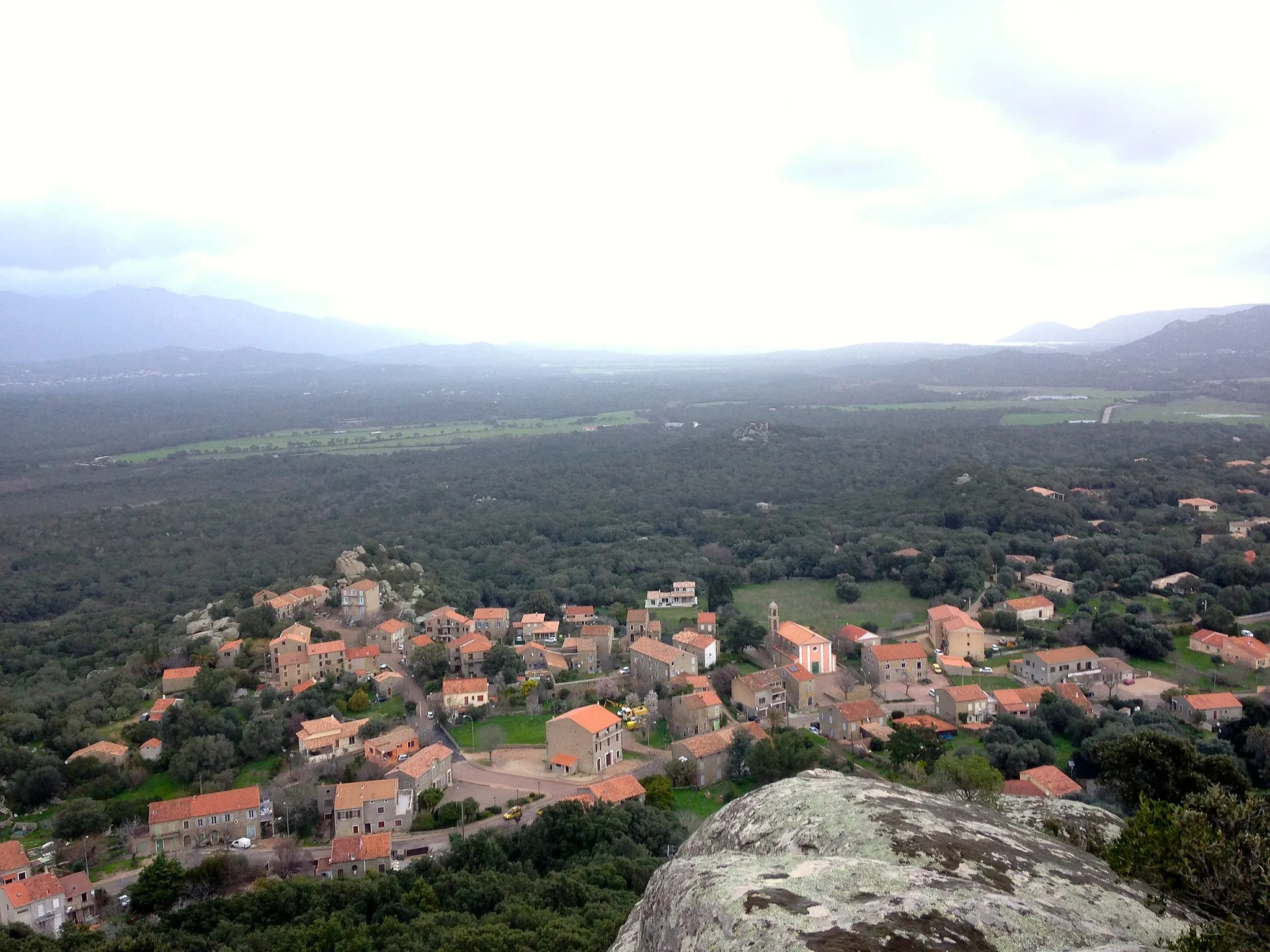 Photo showing: Vue panoramique de Sotta depuis la Punta