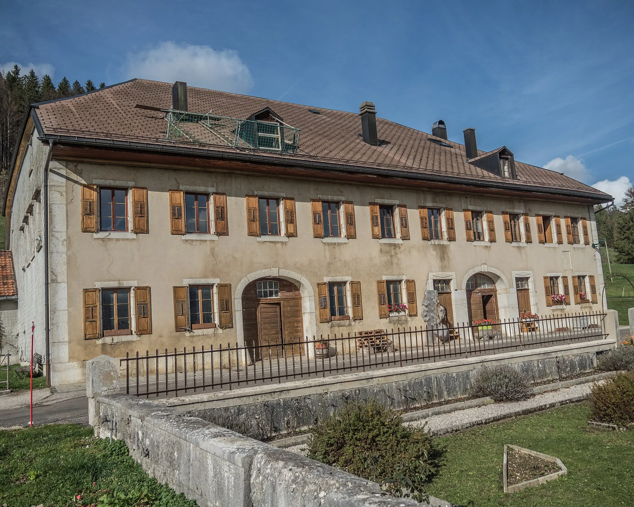 Photo showing: Historic Farmhouse, Le Brassus, Canton of Vaud, Switzerland