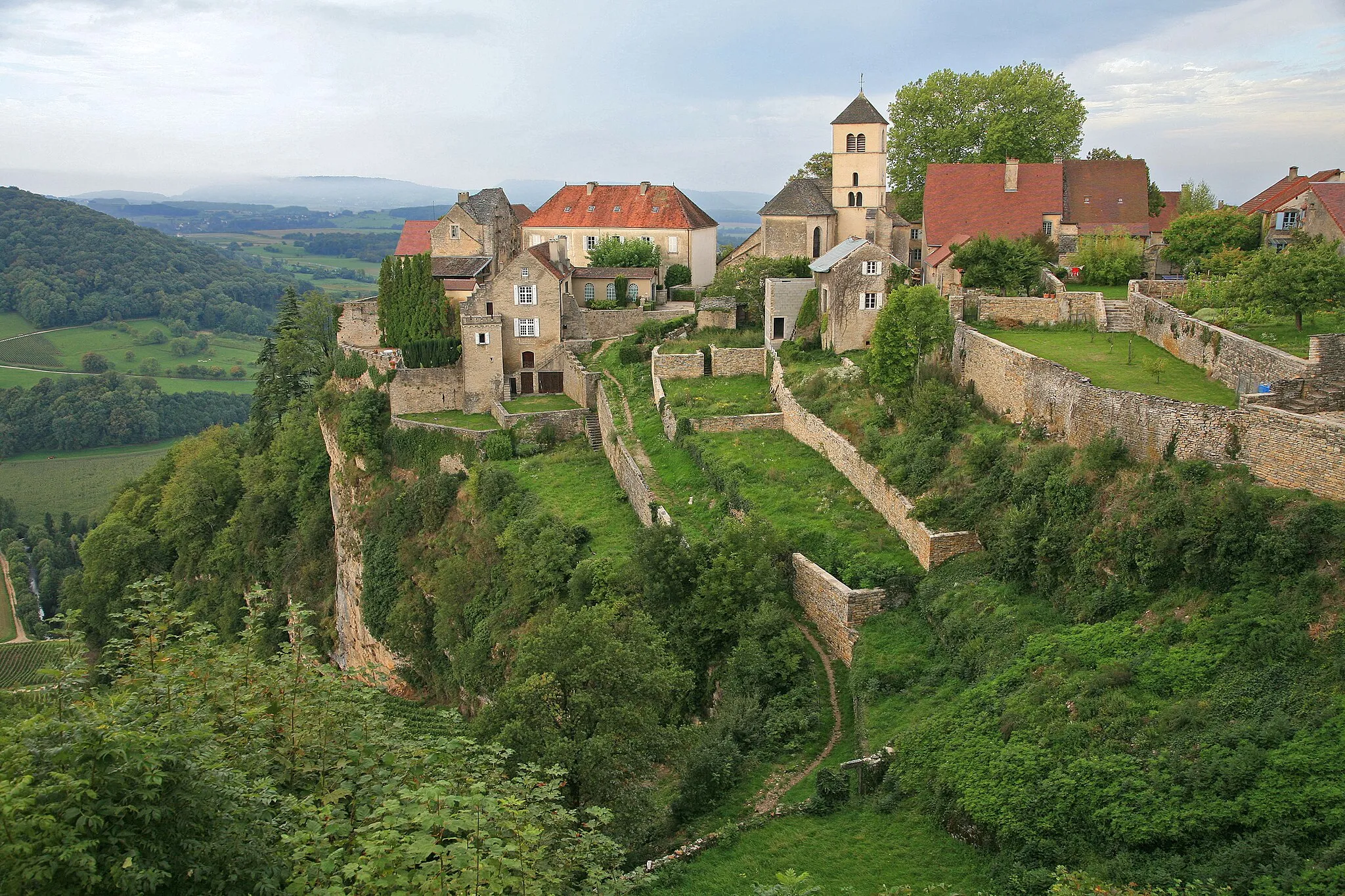 Photo showing: Château-Chalon, ein kleines Dorf in der Region Franche-Comté in Frankreich (ist als eines der schönsten Dörfer in Frankreich klassifiziert).