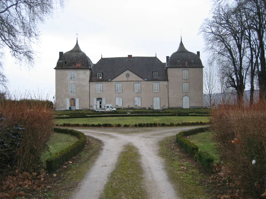 Photo showing: This building is indexed in the base Mérimée, a database of architectural heritage maintained by the French Ministry of Culture, under the reference PA00101439 .