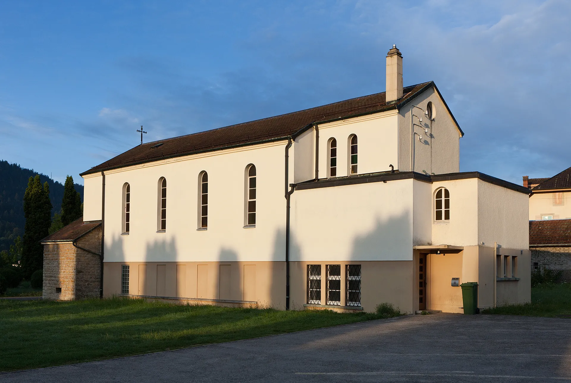 Photo showing: Katholische Kirche in Couvet