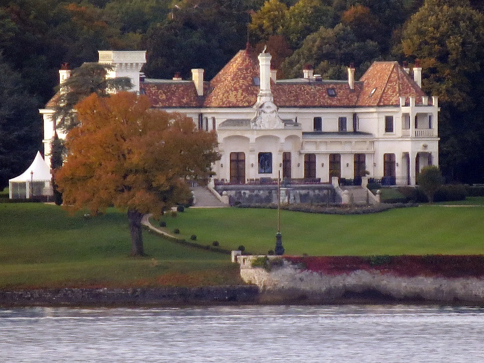 Photo showing: Villa Prangins, Gland, Switzerland