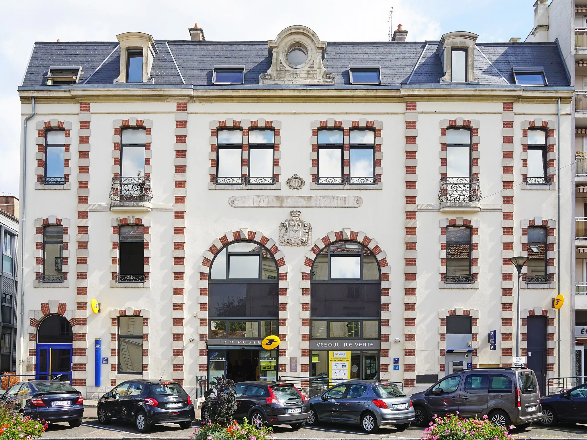 Photo showing: Bureau de poste de Vesoul, ancienne gare des trams.