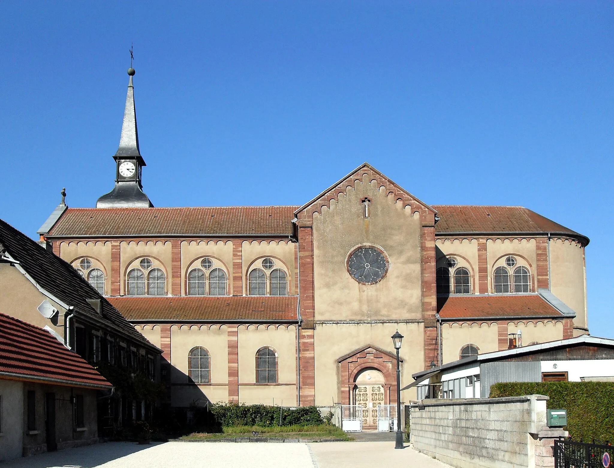 Photo showing: L'église Saint-Martin à Grandvillars, côté sud-ouest