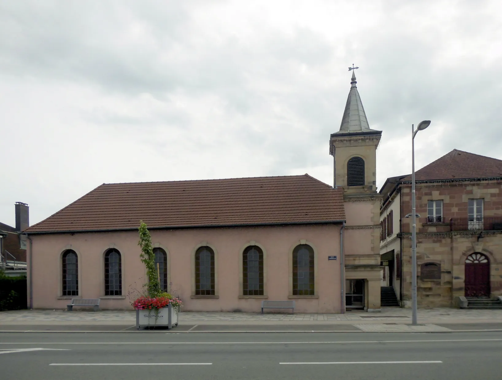 Photo showing: L'église luthérienne de Sochaux