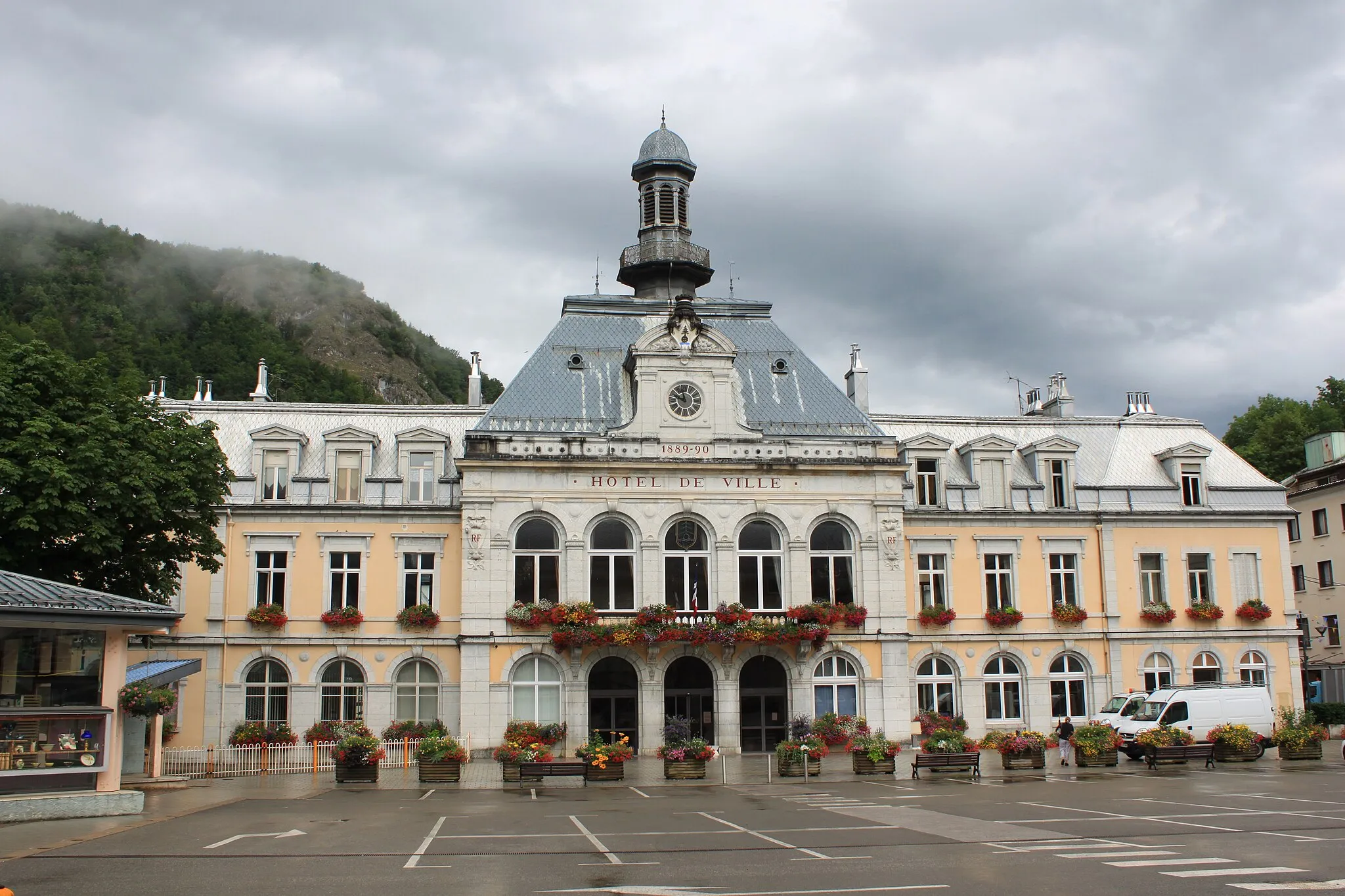 Photo showing: hotel de ville de Morez, Morez, France.