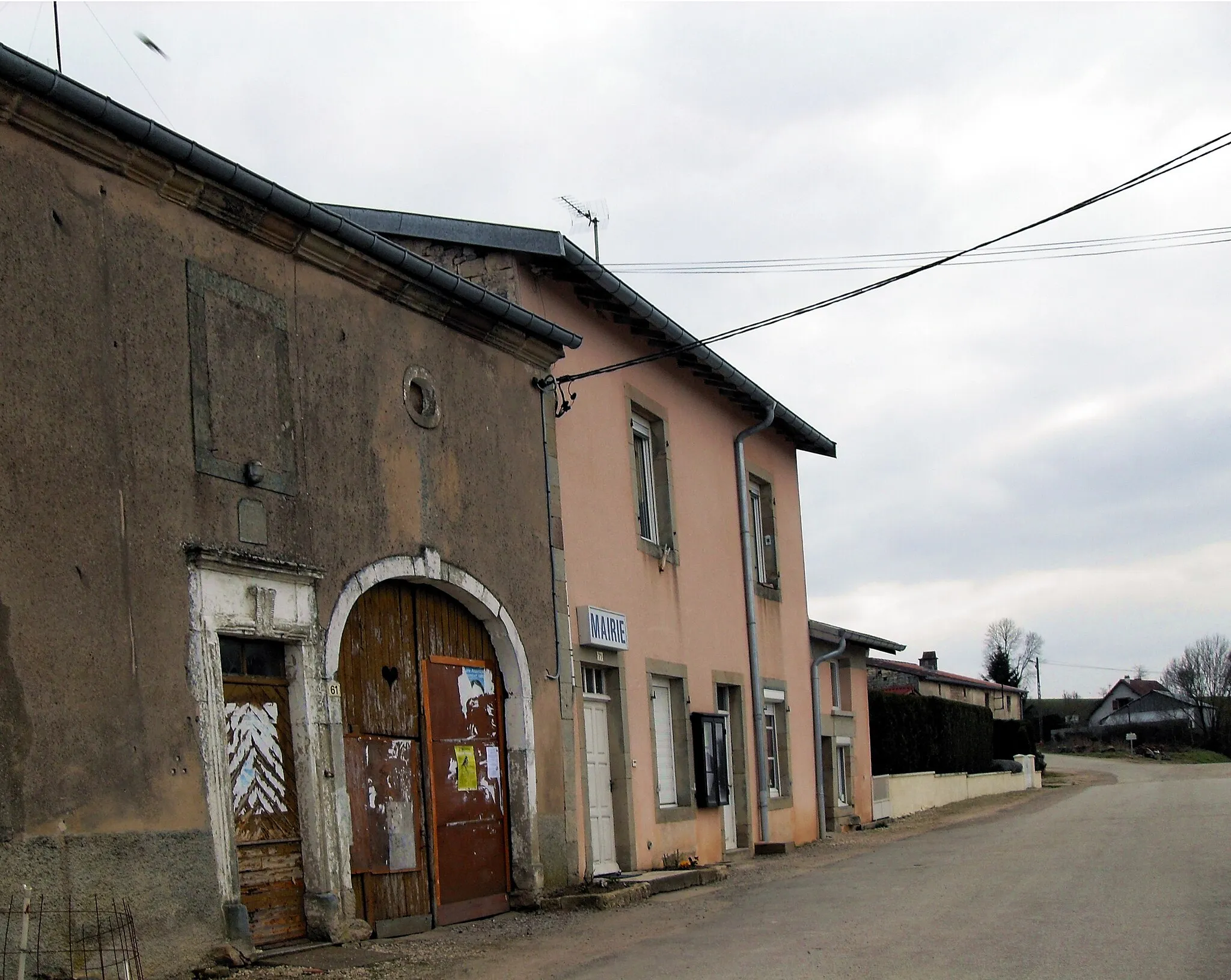 Photo showing: La mairie de Fignévelle