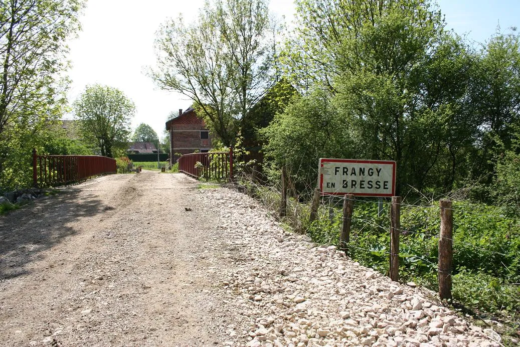 Photo showing: Panneau situé près du moulin de Frangy-en-Bresse.