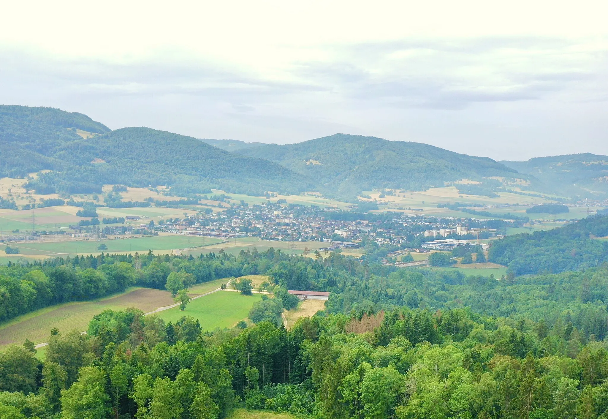 Photo showing: Vue du ciel de Bassecourt (JU), en Suisse.