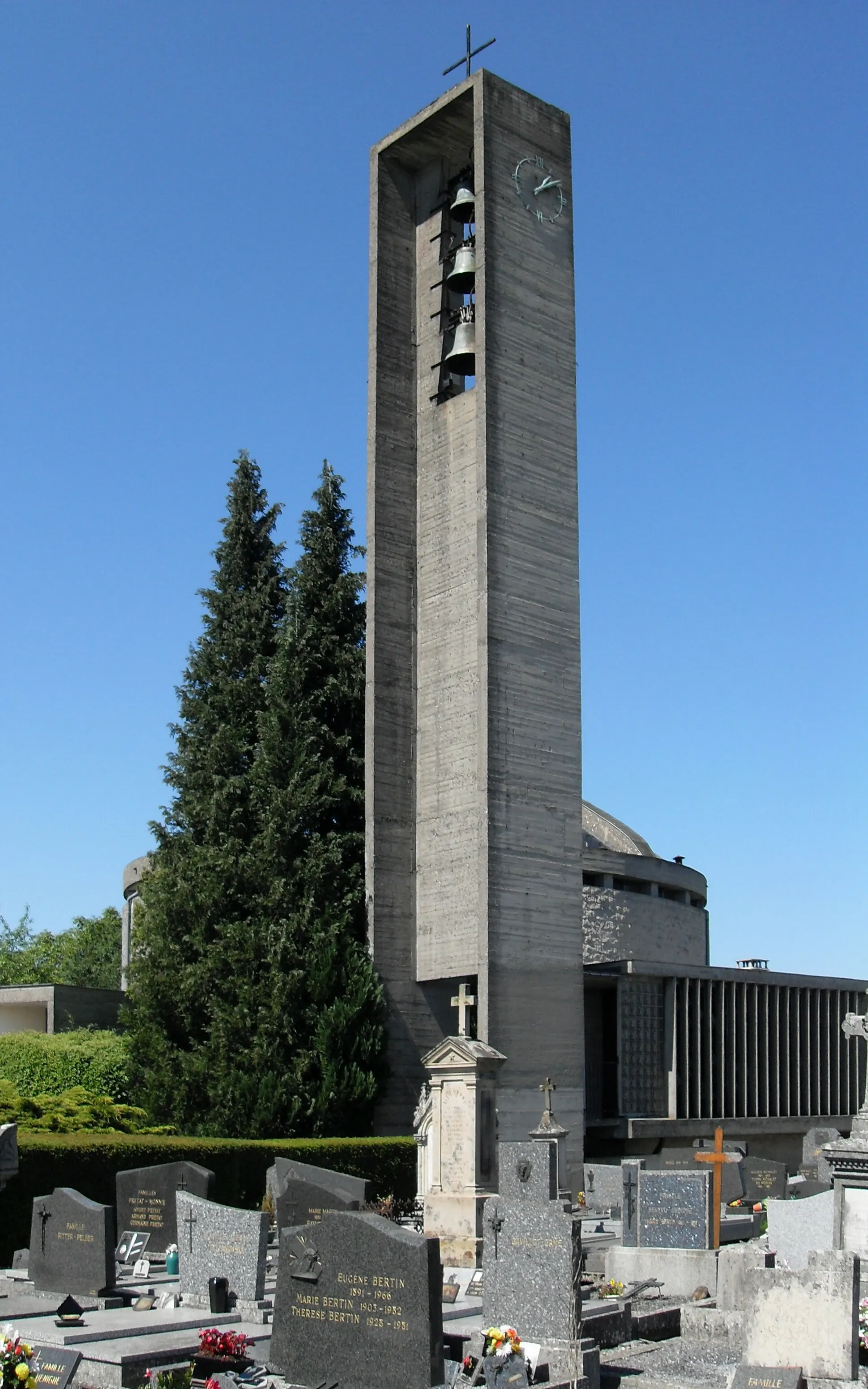 Photo showing: L'église Notre-Dame de l'Assomption à Suarce, côté sud