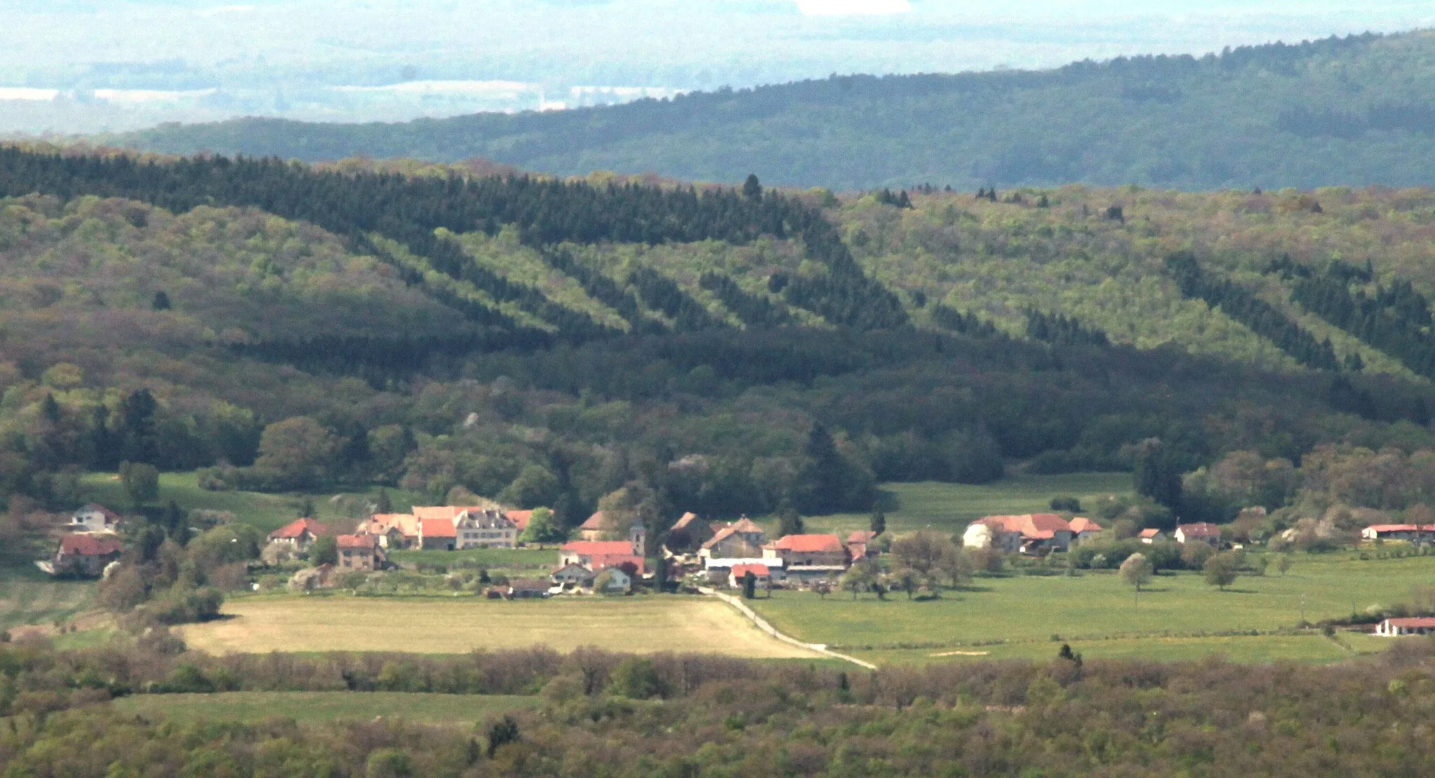Photo showing: Vue de Bartherans (Doubs) depuis la butte de Montmahoux.
