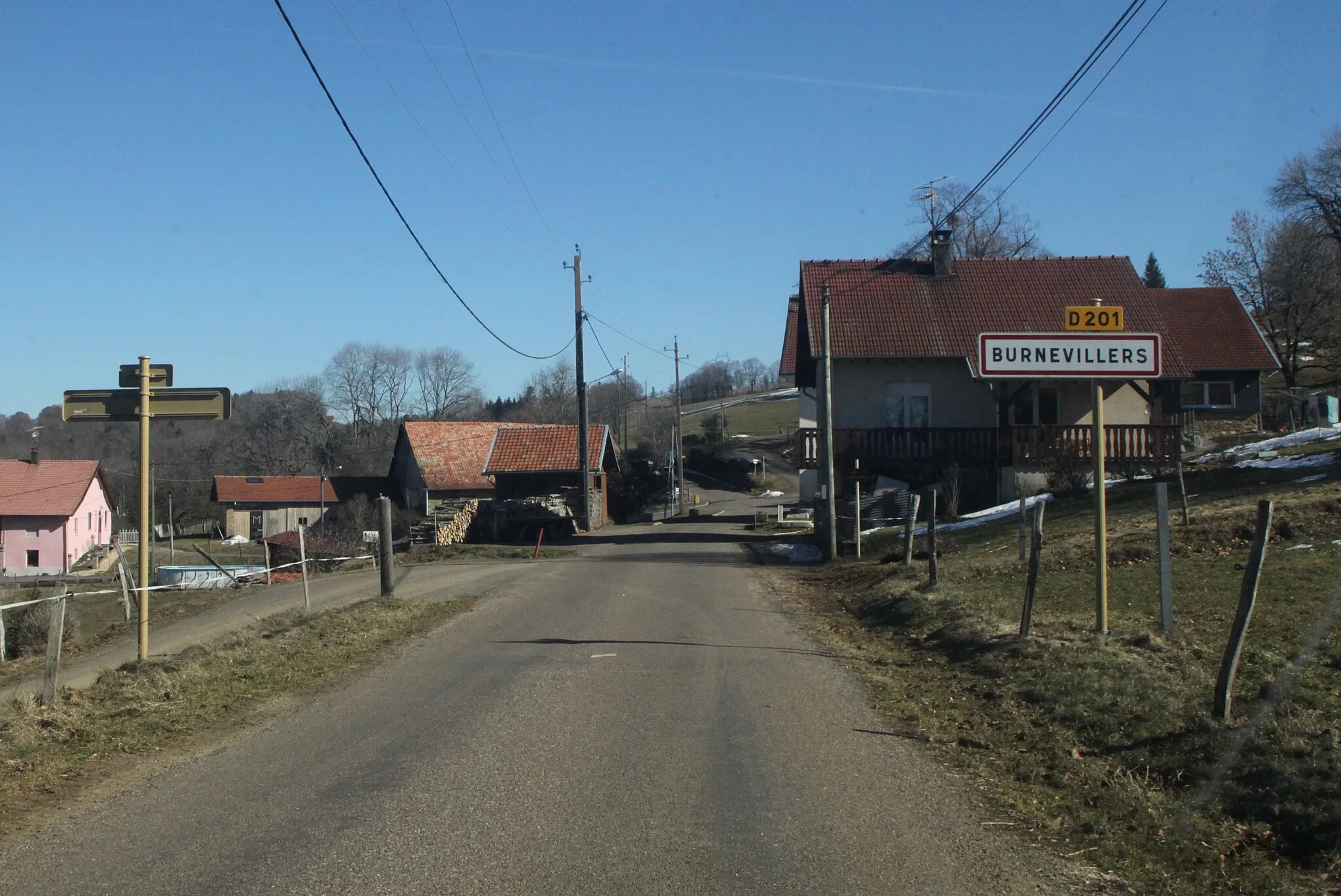 Photo showing: Entrée de Burnevillers.