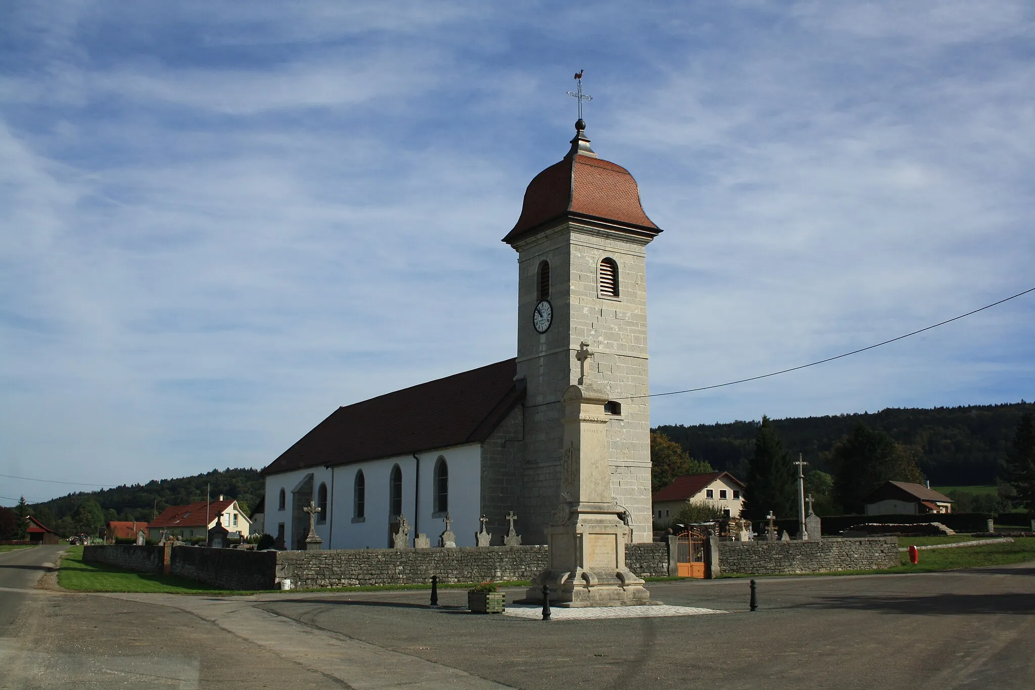 Photo showing: Kirche von Les Plains-et-Grands-Essarts