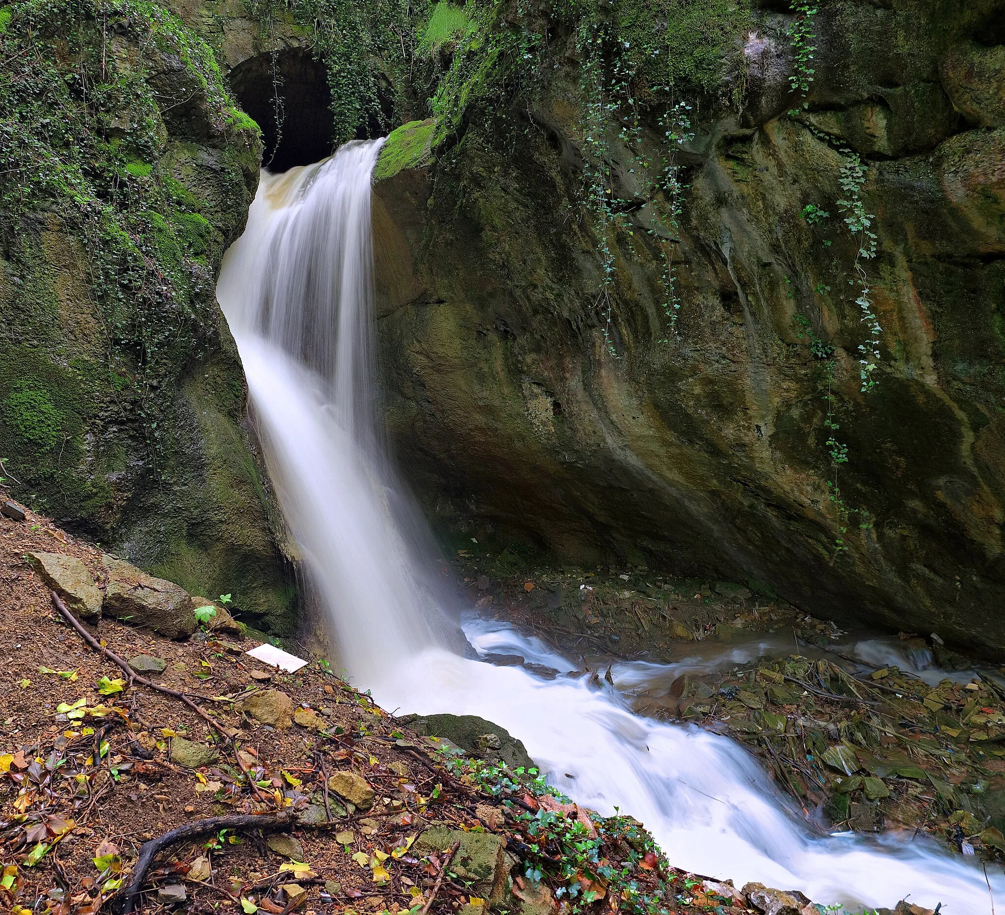 Photo showing: La cascade du trou de l'Enfer