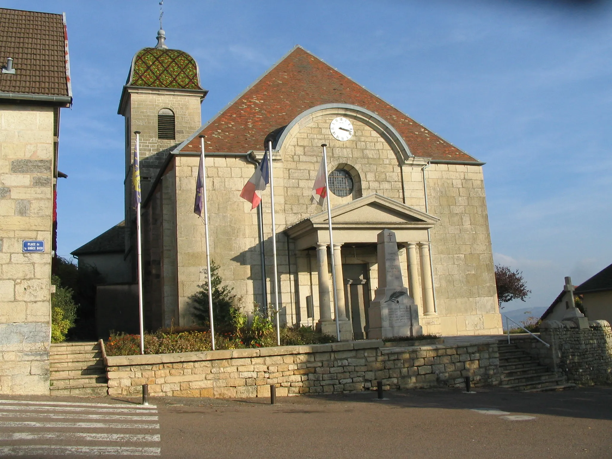 Photo showing: fr:Église de la Nativité-de-Notre-Dame de Montfaucon