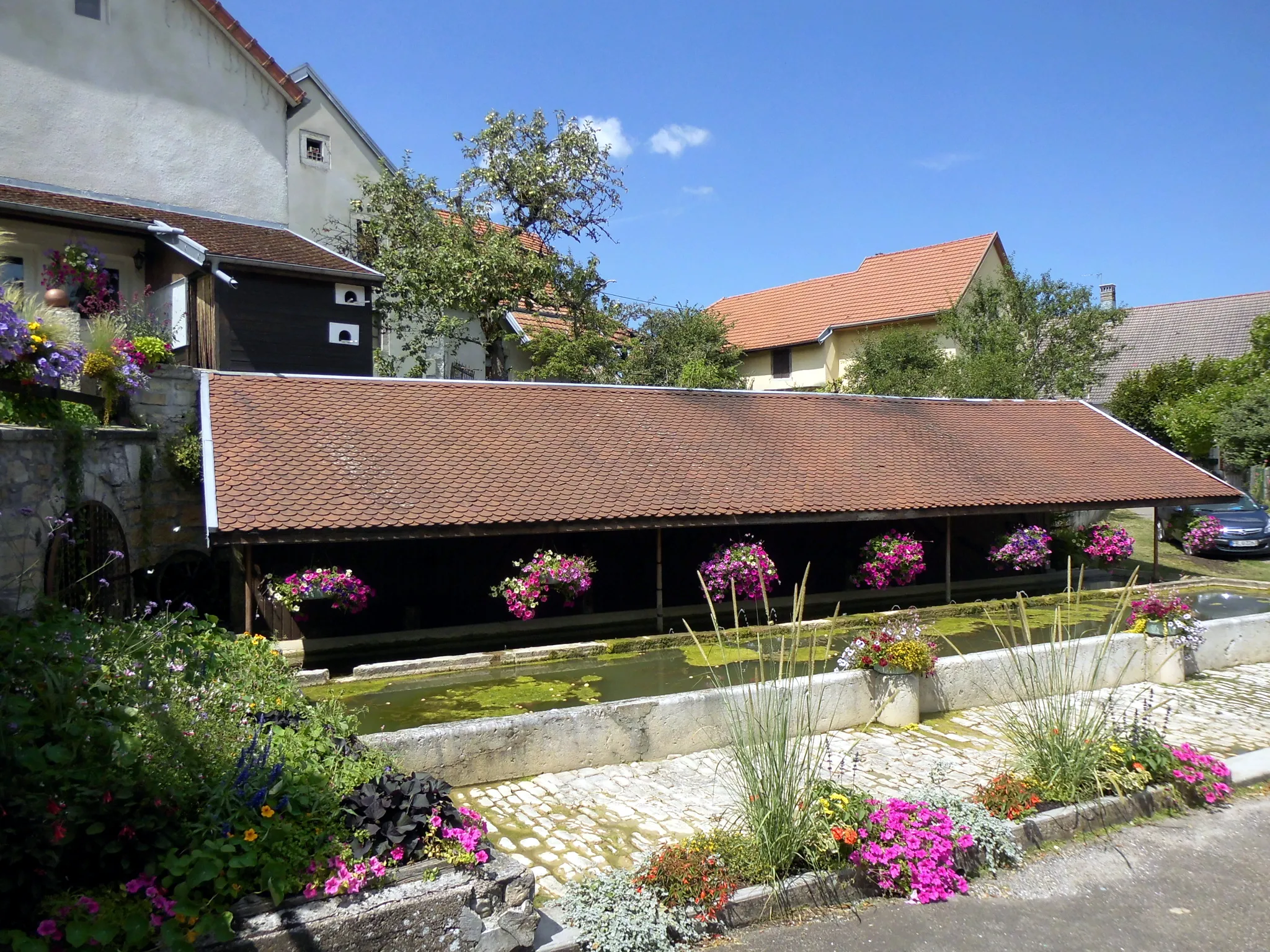 Photo showing: Lavoir à Pierrefontaine-lès-Blamont