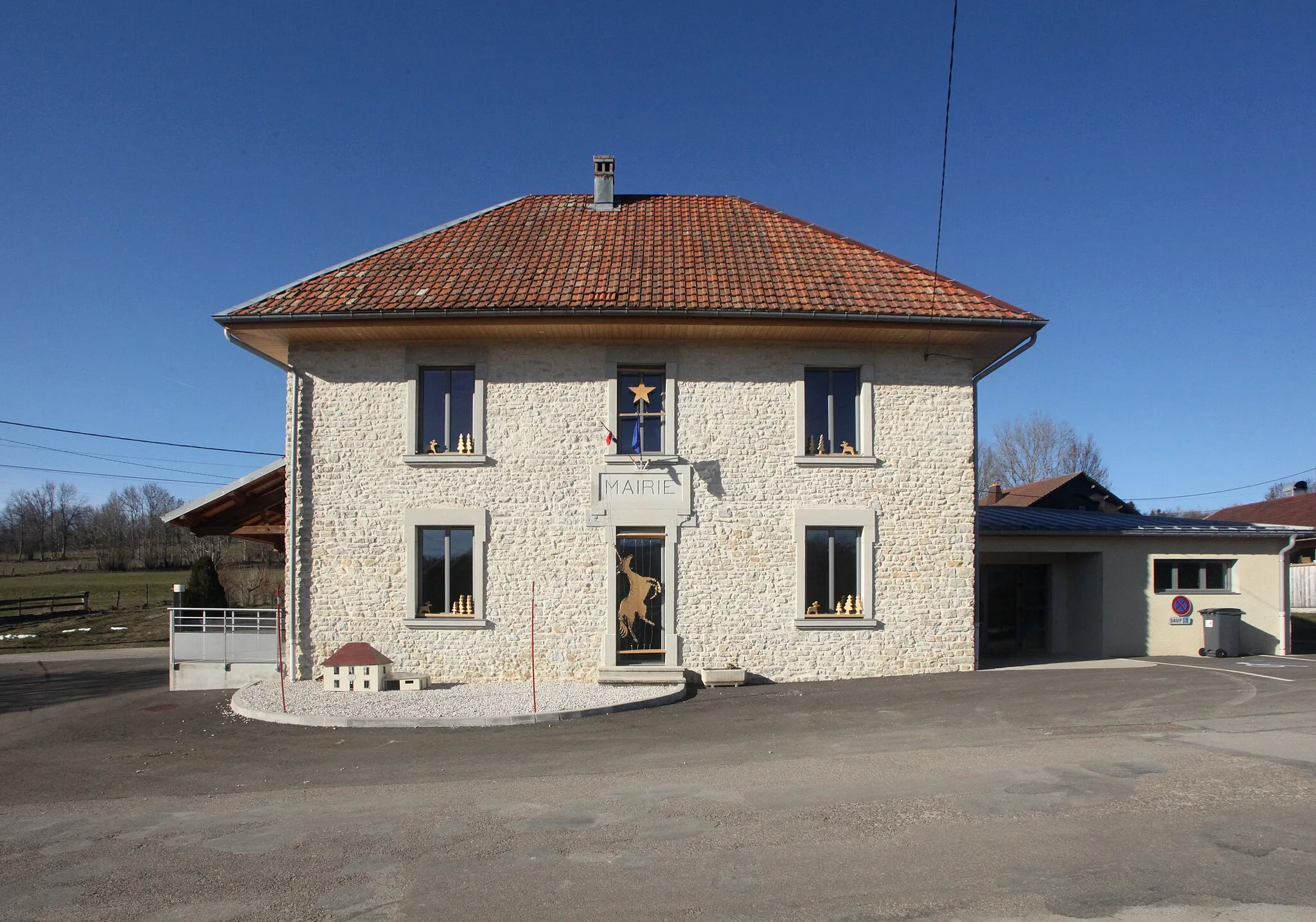 Photo showing: Mairie de Montbéliardot.