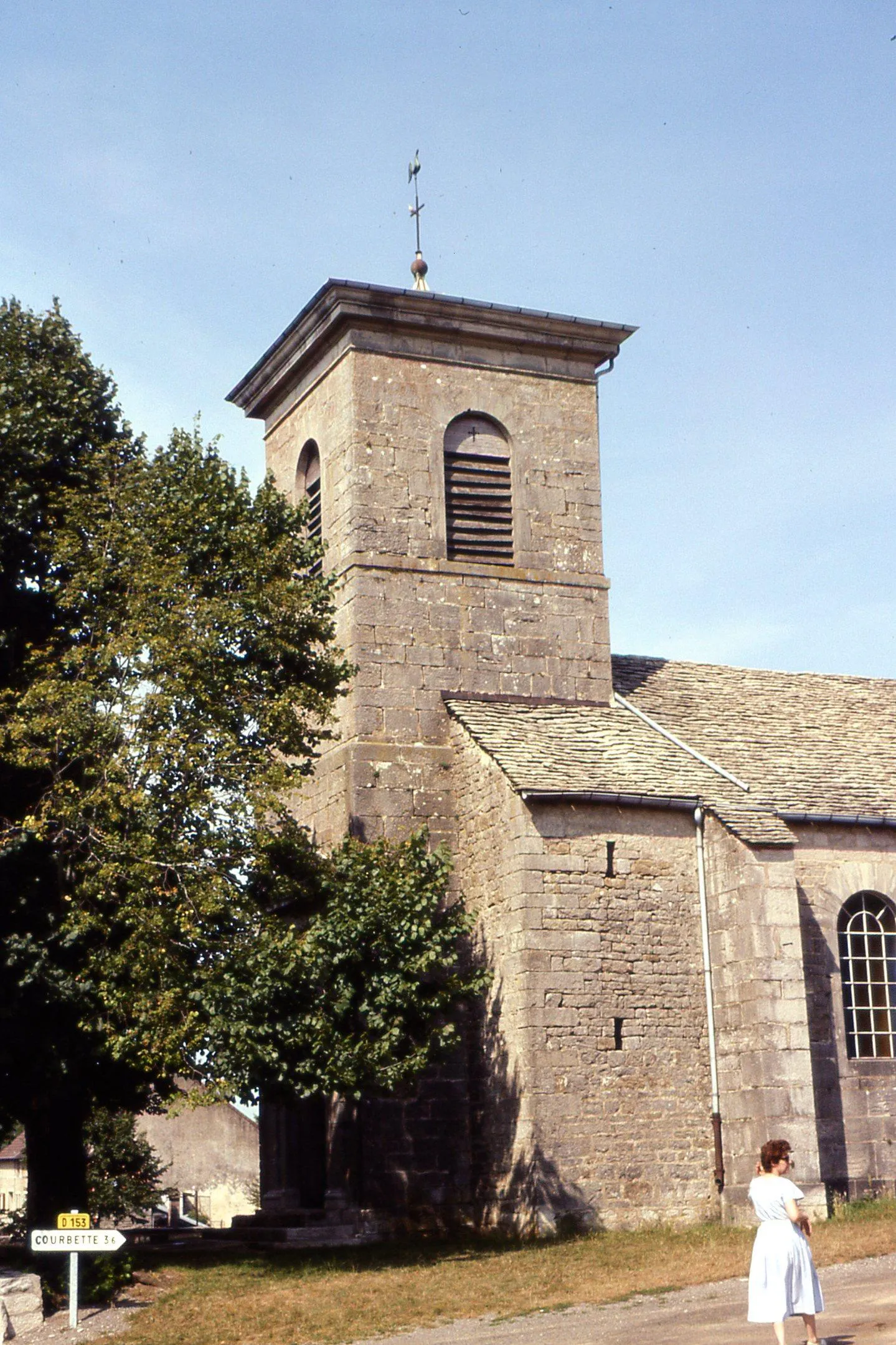 Photo showing: Bornay's church (19th century )