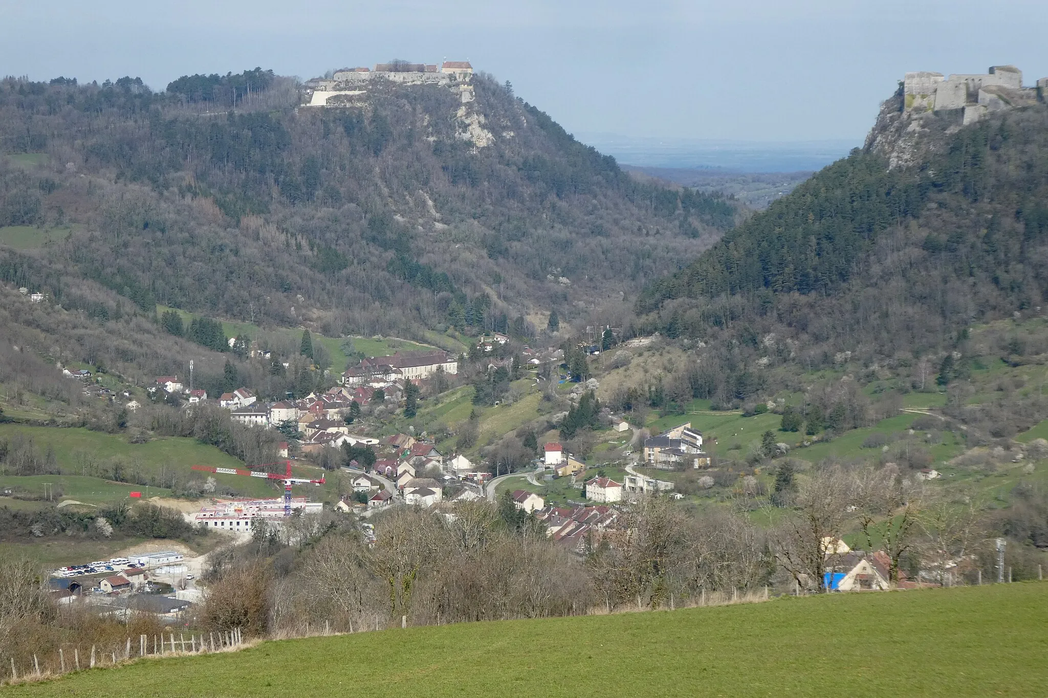 Photo showing: Vue de Bracon et Salins-les-Bains