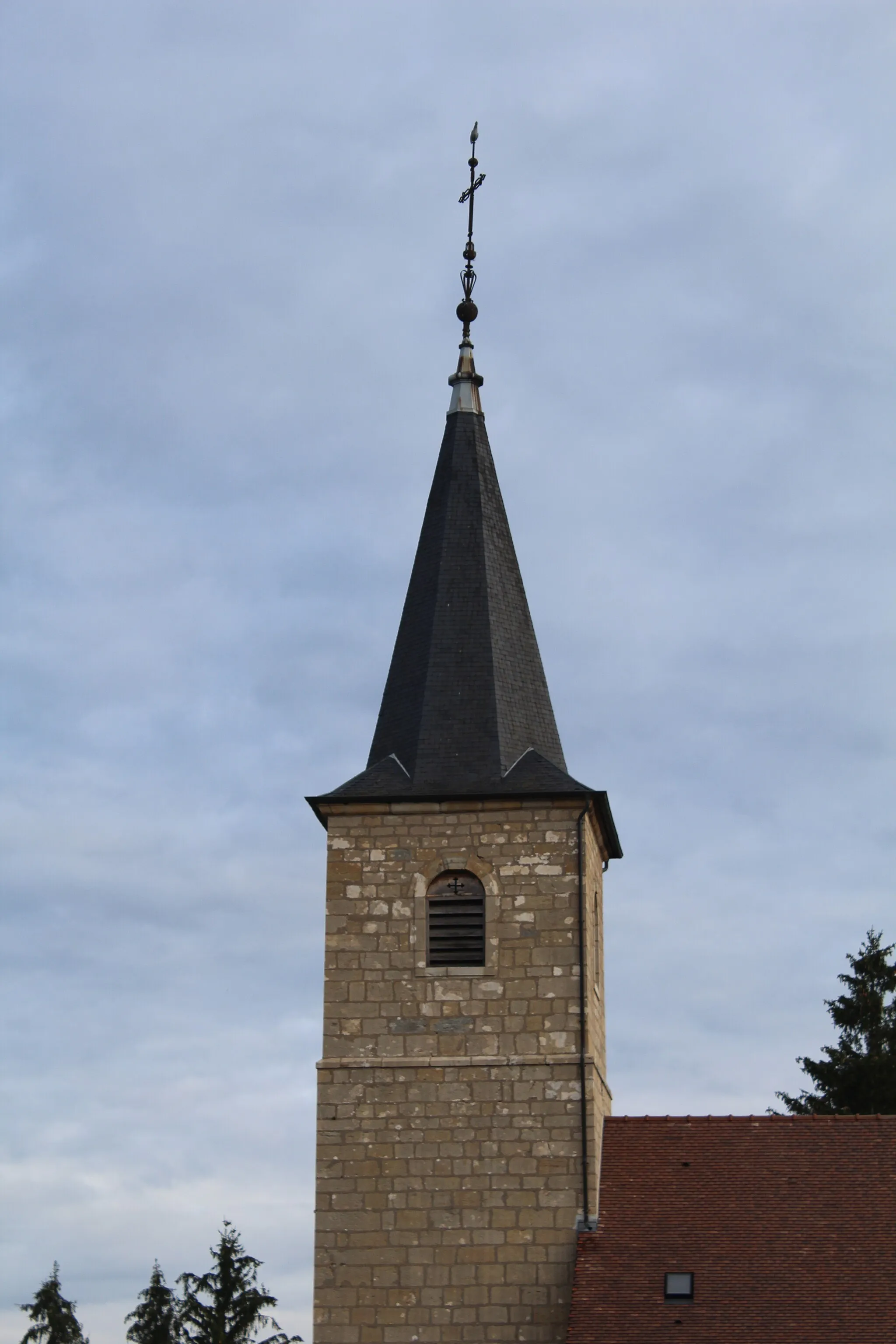 Photo showing: Église de l'Assomption-de-la-Bienheureuse-Vierge-Marie de Chapelle-Voland.