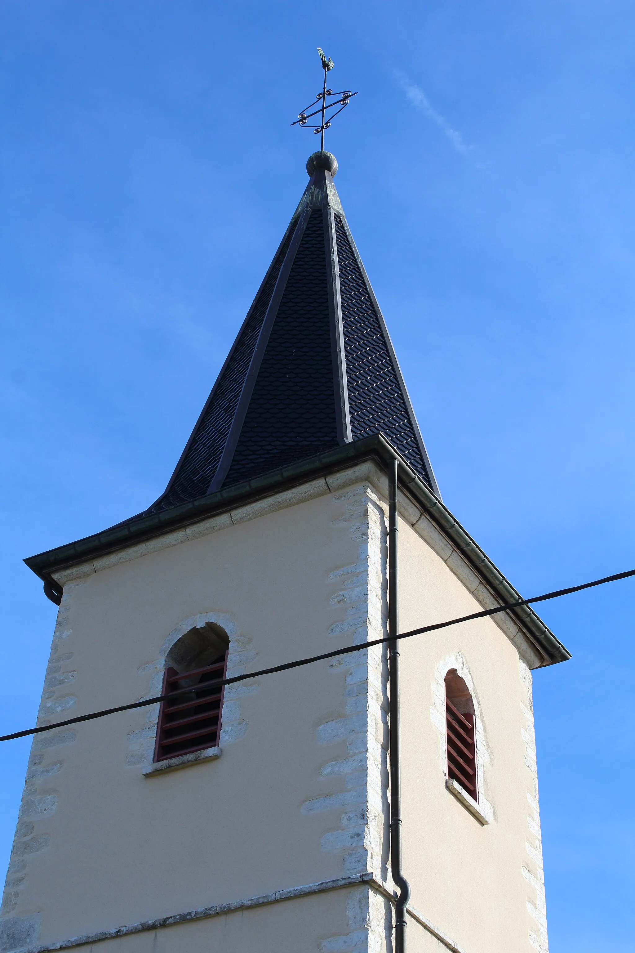 Photo showing: Église Saints-Pierre-et-Paul de Charnod.