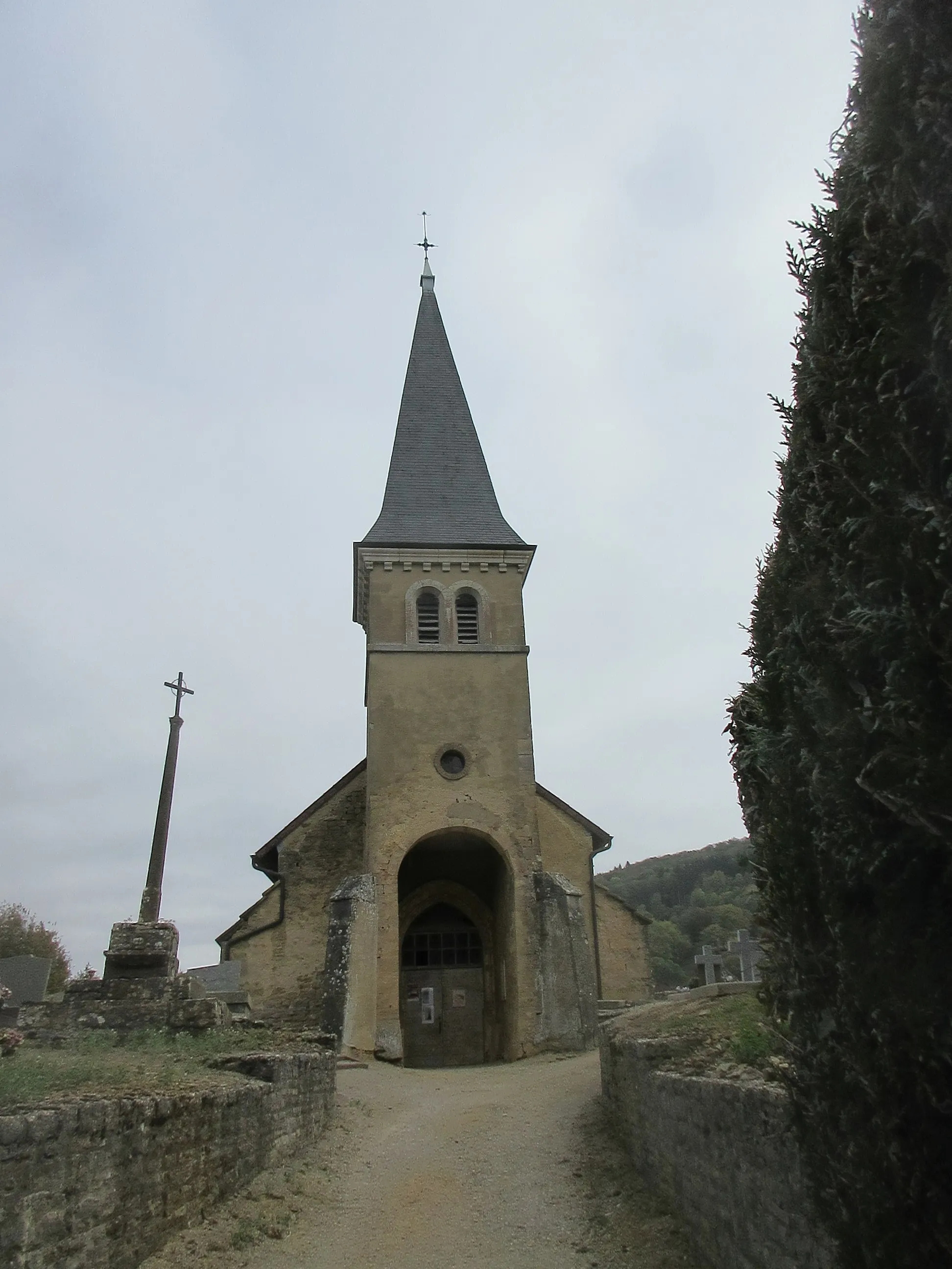 Photo showing: Église Saint-Étienne de Châtel, Gizia.