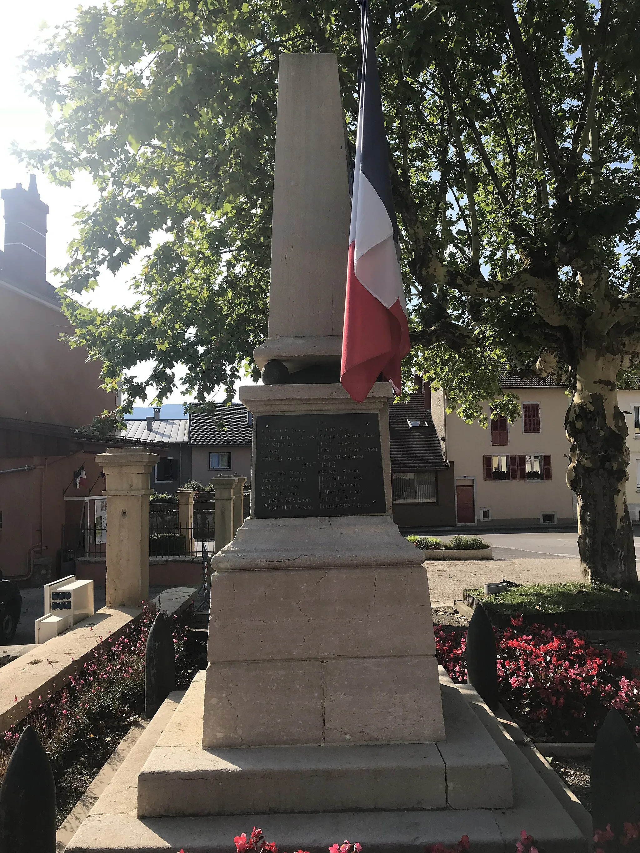 Photo showing: Image de Lavans-lès-Saint-Claude, Jura, France en juillet 2018.