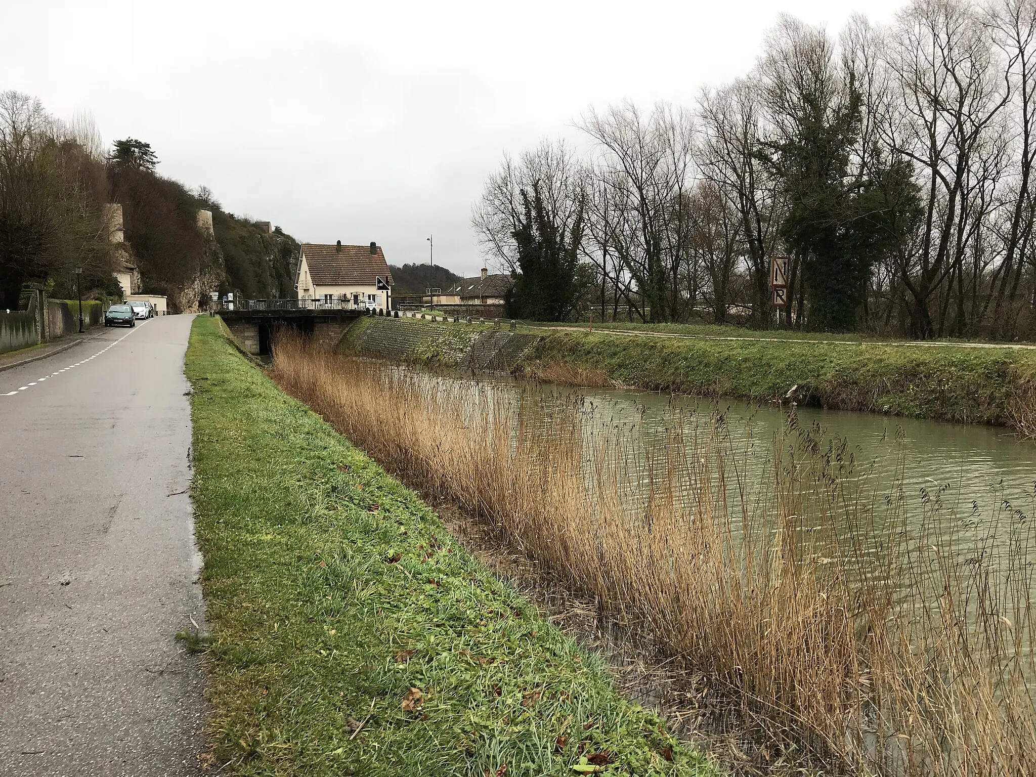 Photo showing: Rochefort-sur-Nenon (Jura) en janvier 2018.