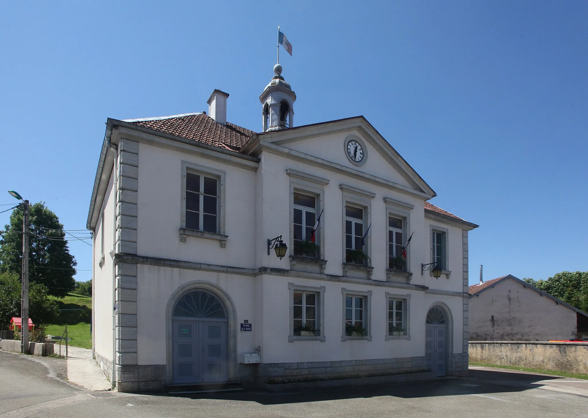 Photo showing: Mairie de Sapois (Jura).