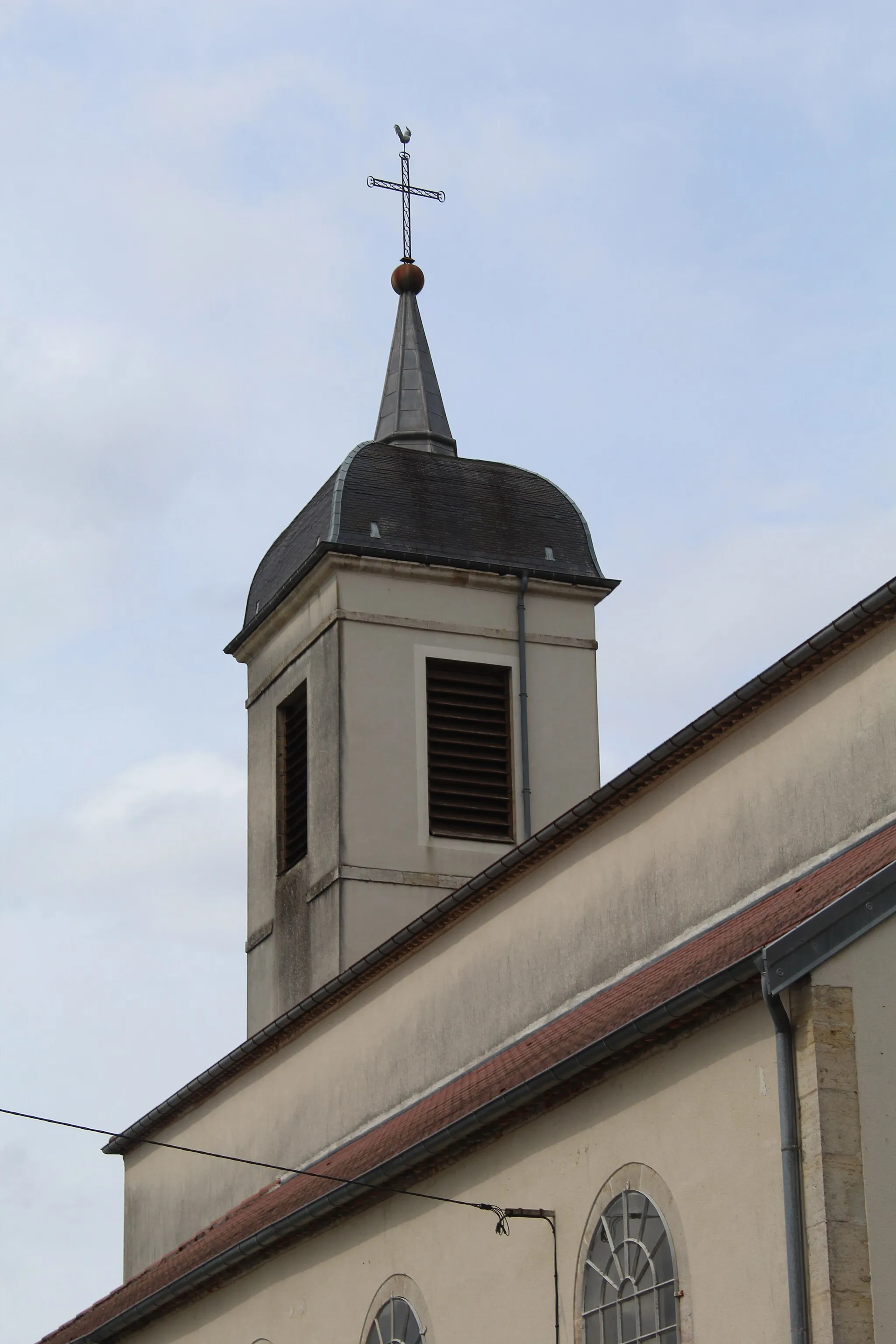 Photo showing: Église de la Nativité-de-la-Bienheureuse-Vierge-Marie de Villers-Robert.