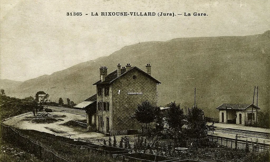 Photo showing: Carte postale ancienne de la gare de La Rixouse - Villard (Jura, France).