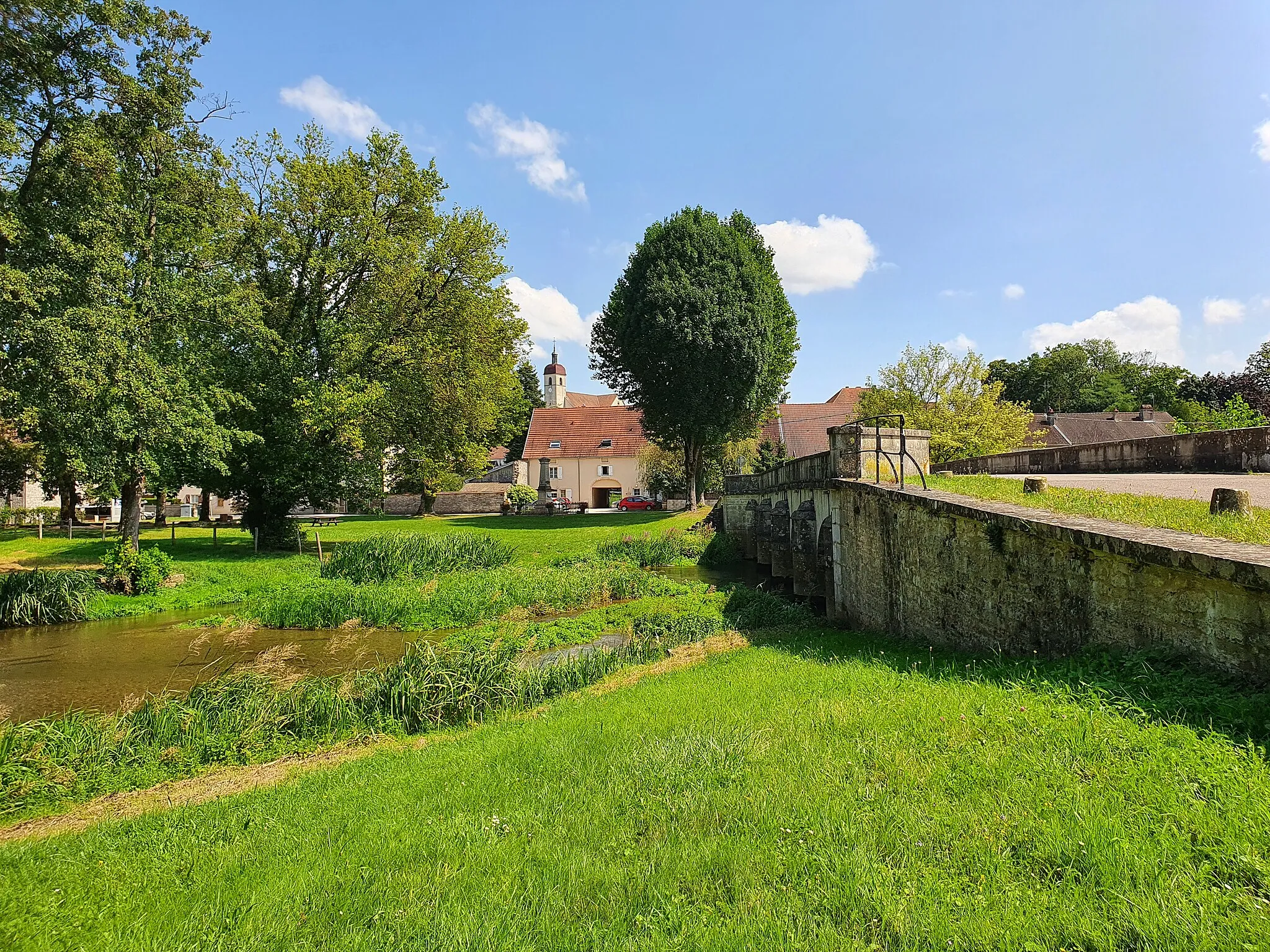 Photo showing: Pont sur le Salon, chemin des Bruleux, à Autet.