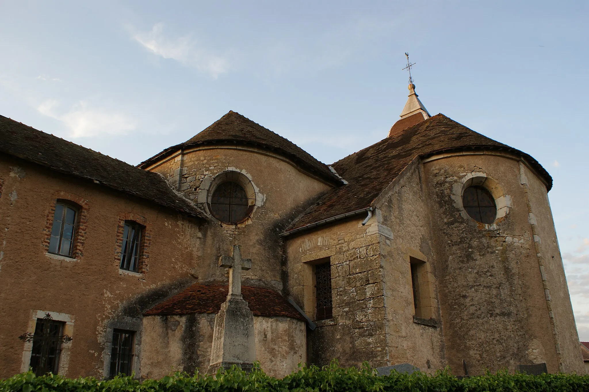 Photo showing: This building is inscrit au titre des monuments historiques de la France. It is indexed in the base Mérimée, a database of architectural heritage maintained by the French Ministry of Culture, under the reference PA00102138 .