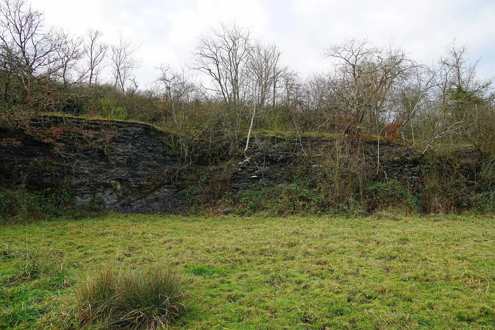 Photo showing: La mine de schiste de Creveney.