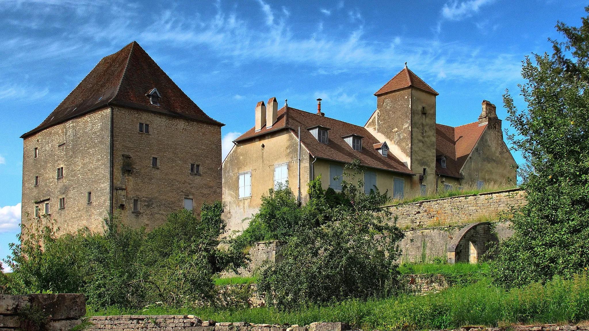 Photo showing: Le château et son donjon