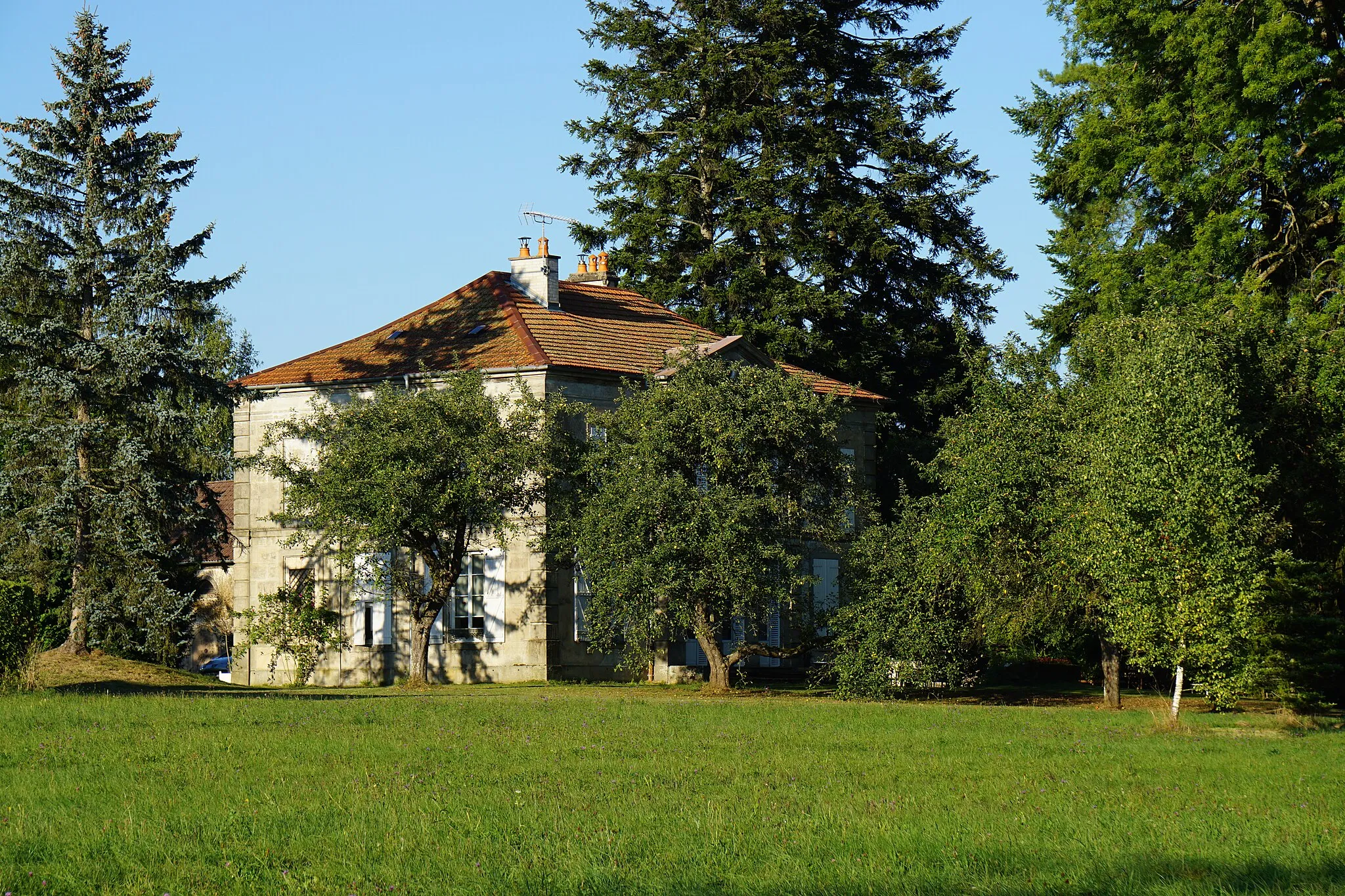 Photo showing: Le château à Frotey-lès-Lure.