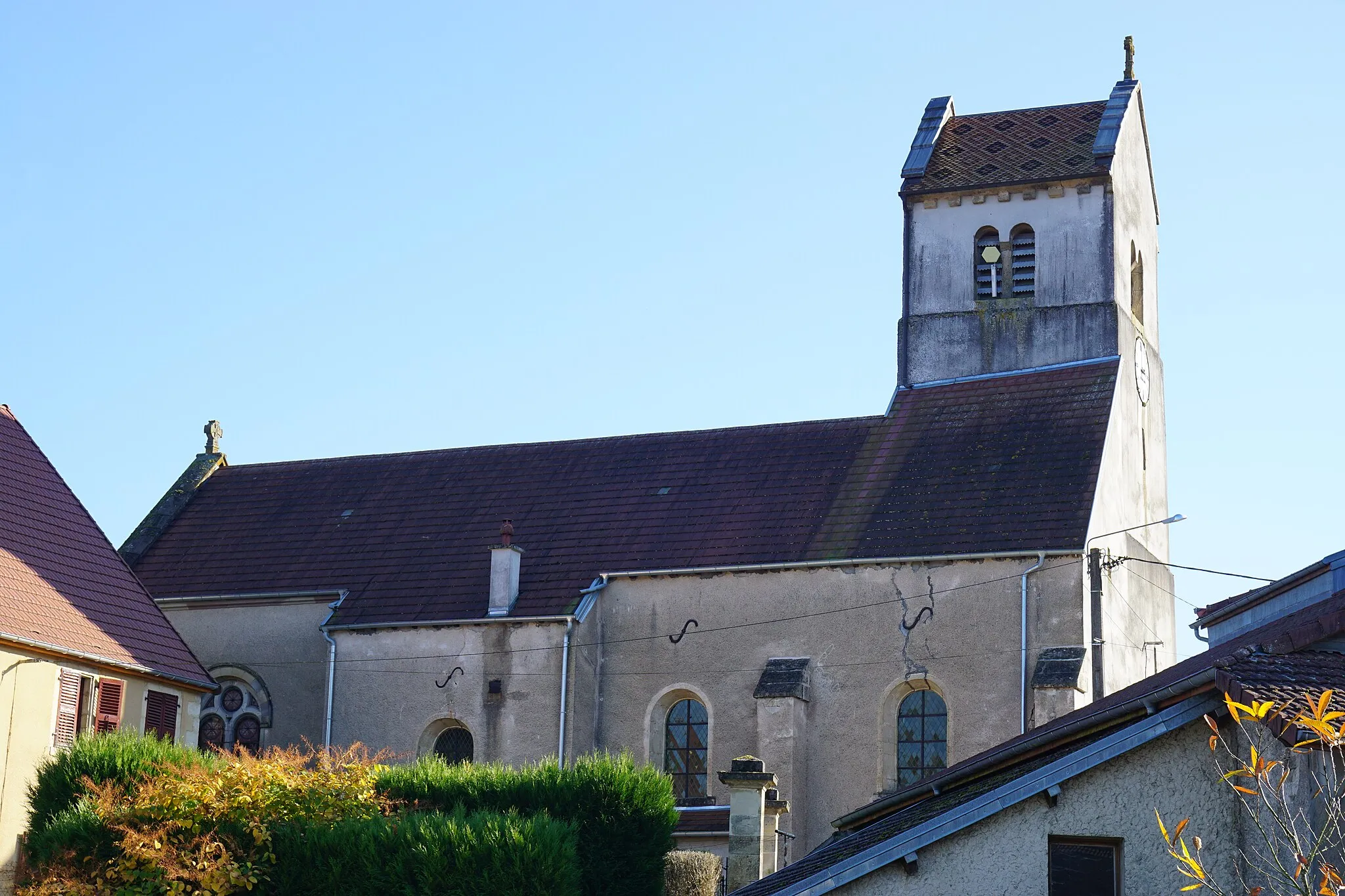 Photo showing: L'église de Le Val-Saint-Éloi.