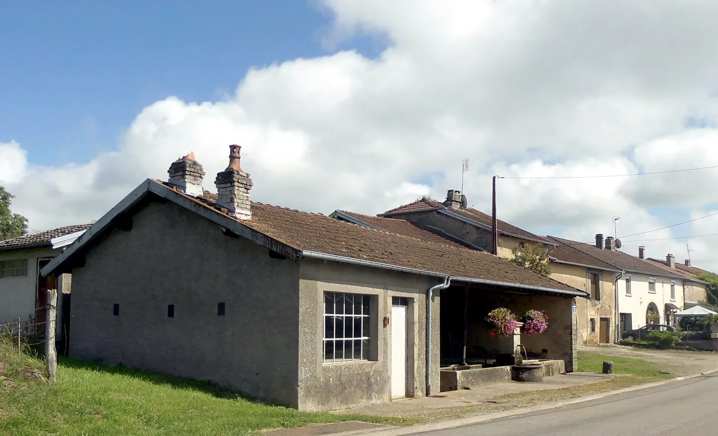 Photo showing: Le lavoir de Pont-du-Bois