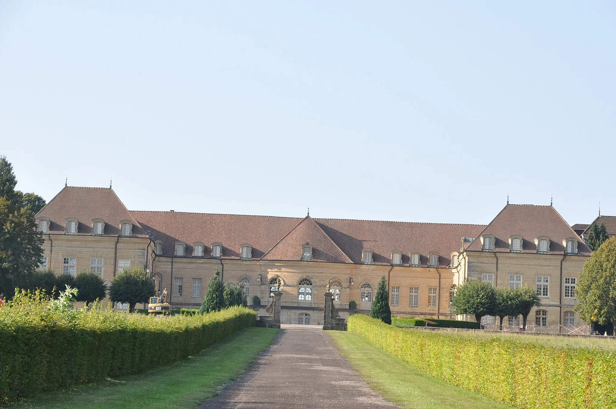 Photo showing: This building is indexed in the base Mérimée, a database of architectural heritage maintained by the French Ministry of Culture, under the reference PA00102269 .