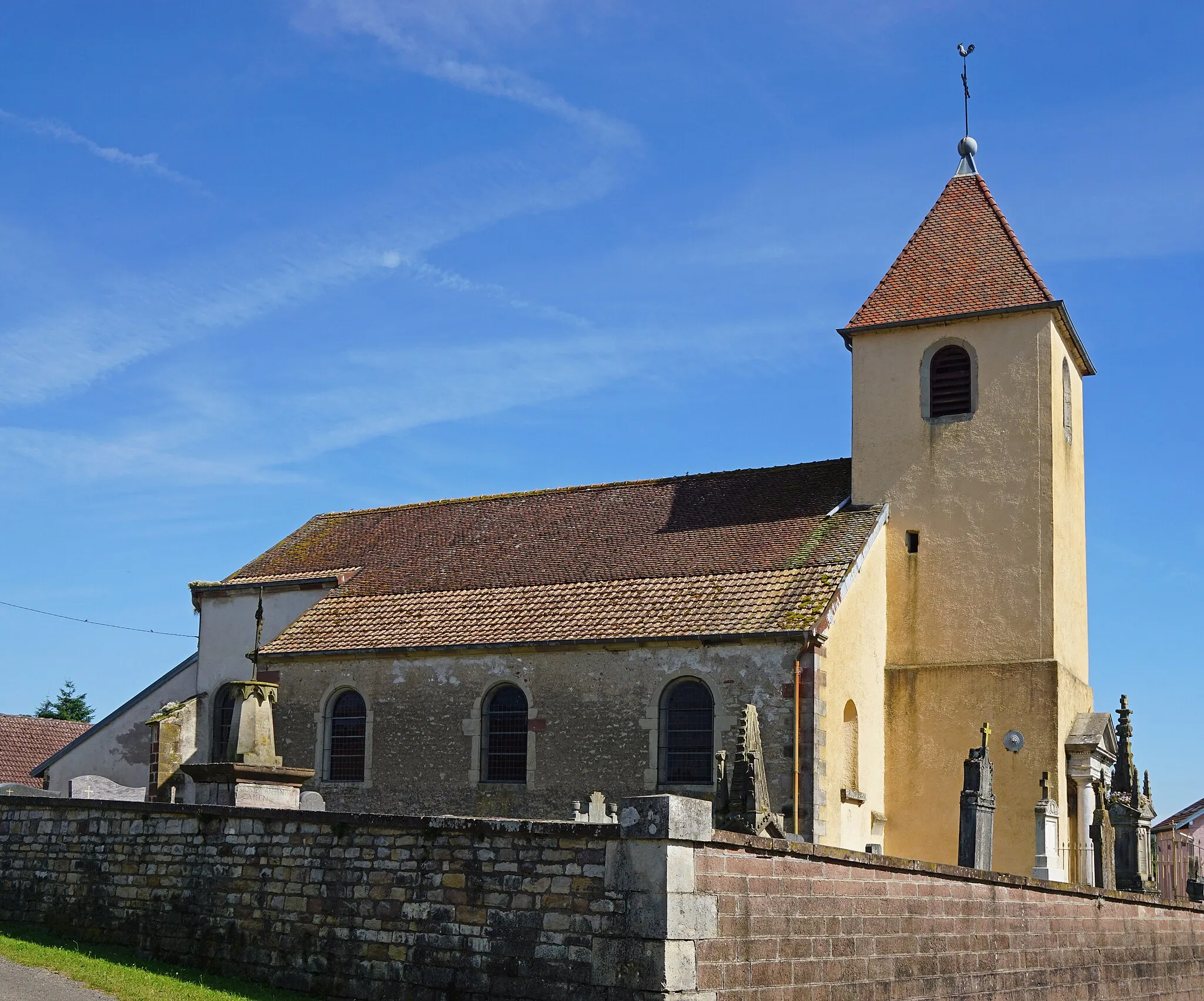 Photo showing: L'église de Saint-Ferjeux.