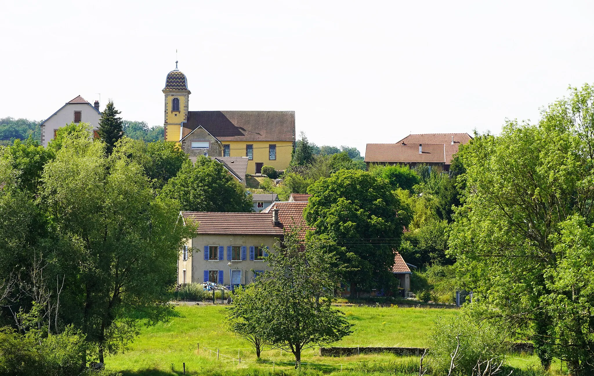 Photo showing: Vue générale de Trémoins.